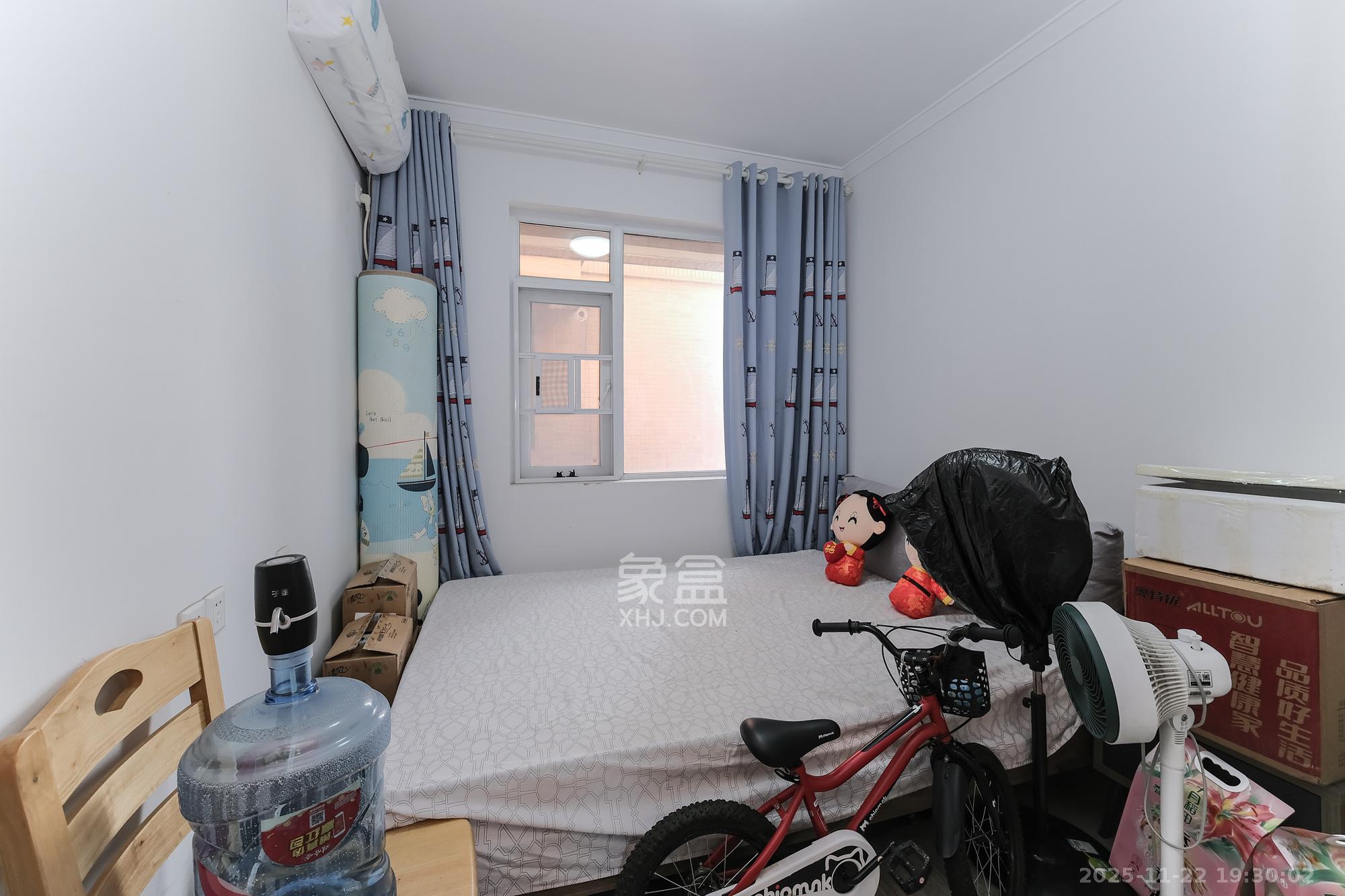 三一街区 4室2厅2卫 85.0万 三一街区 4室2厅2卫 85.0万卧室