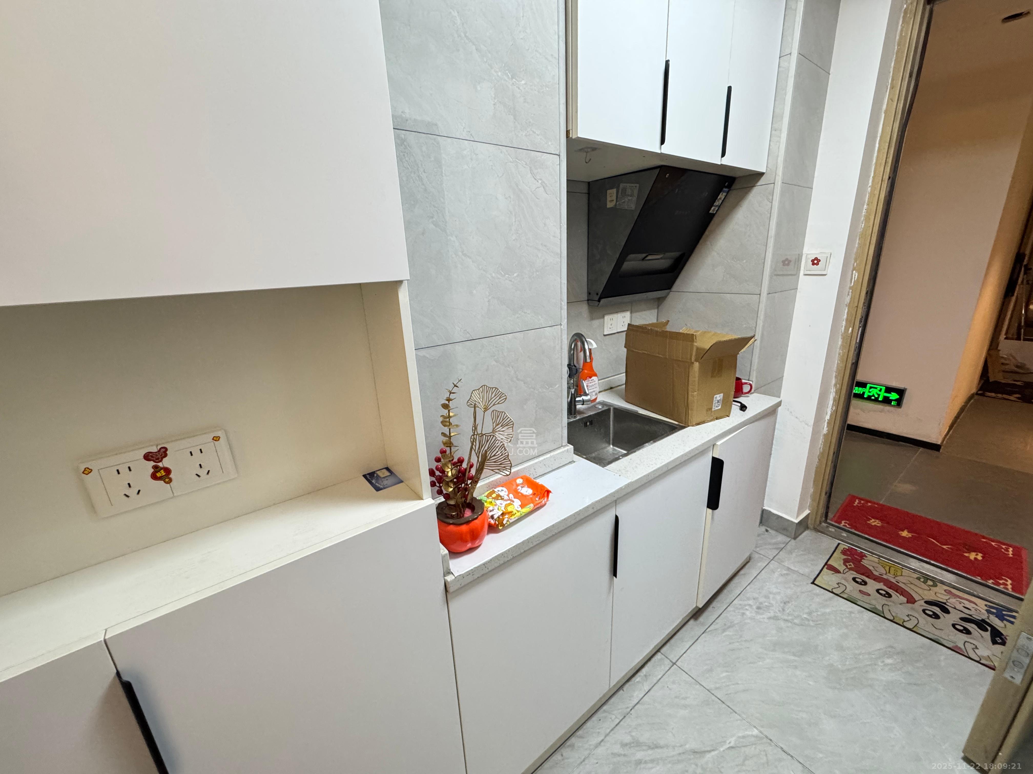 新力铂园(江山云著) 1室0厅0卫 1600.0元/月 新力铂园(江山云著) 1室0厅0卫 1600.0元/月室内图