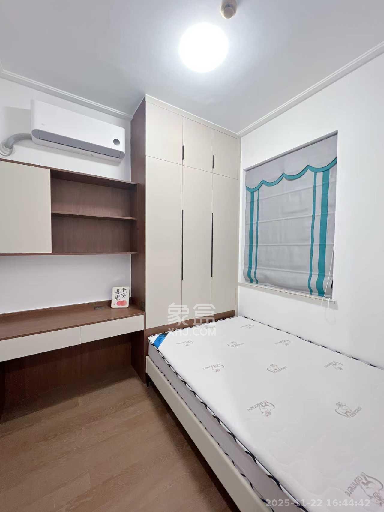 卓越中寰  1室0厅0卫    4500.0元/月室内图