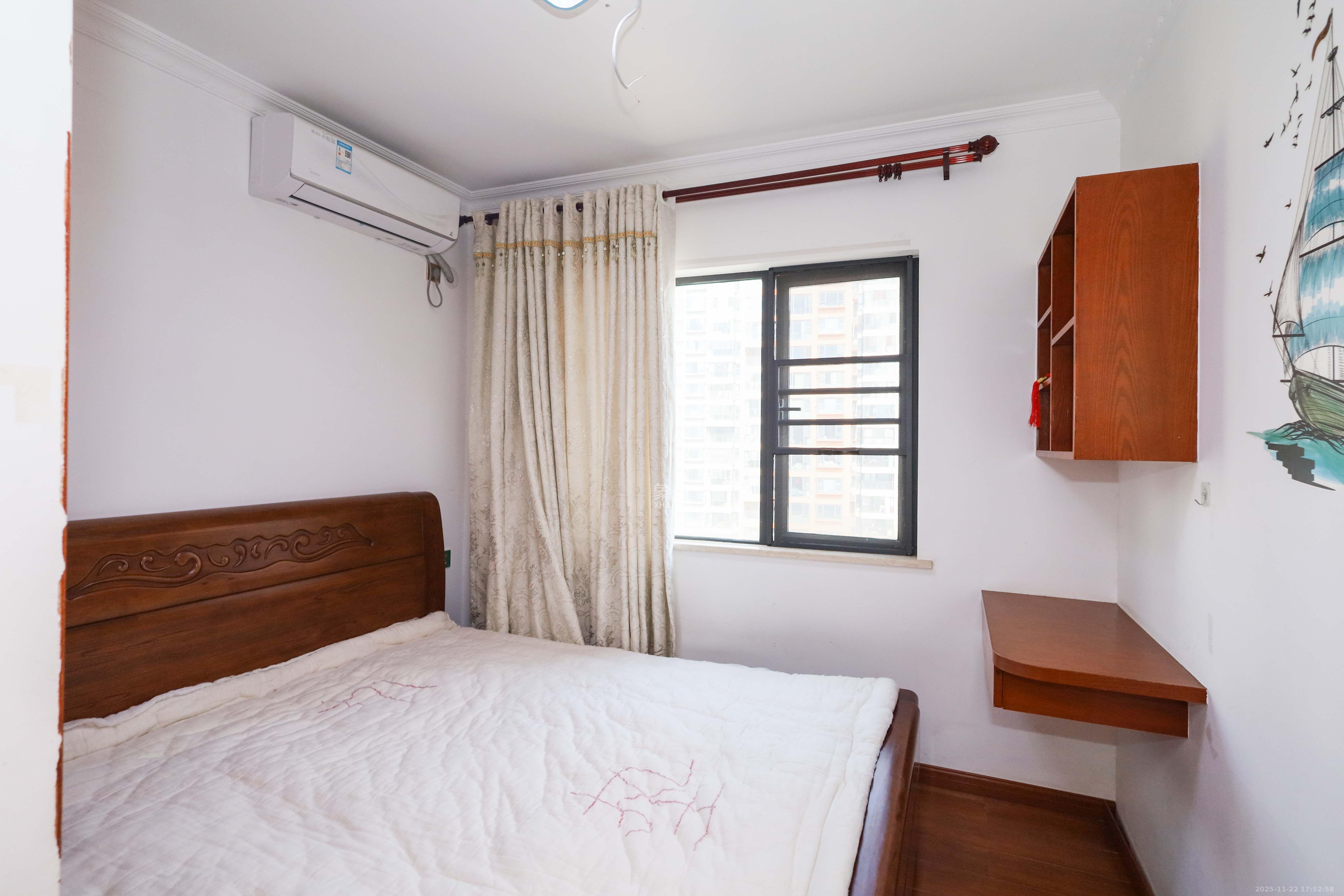 好莱城(弘德西街) 4室2厅1卫 2900.0元/月 好莱城(弘德西街) 4室2厅1卫 2900.0元/月室内图