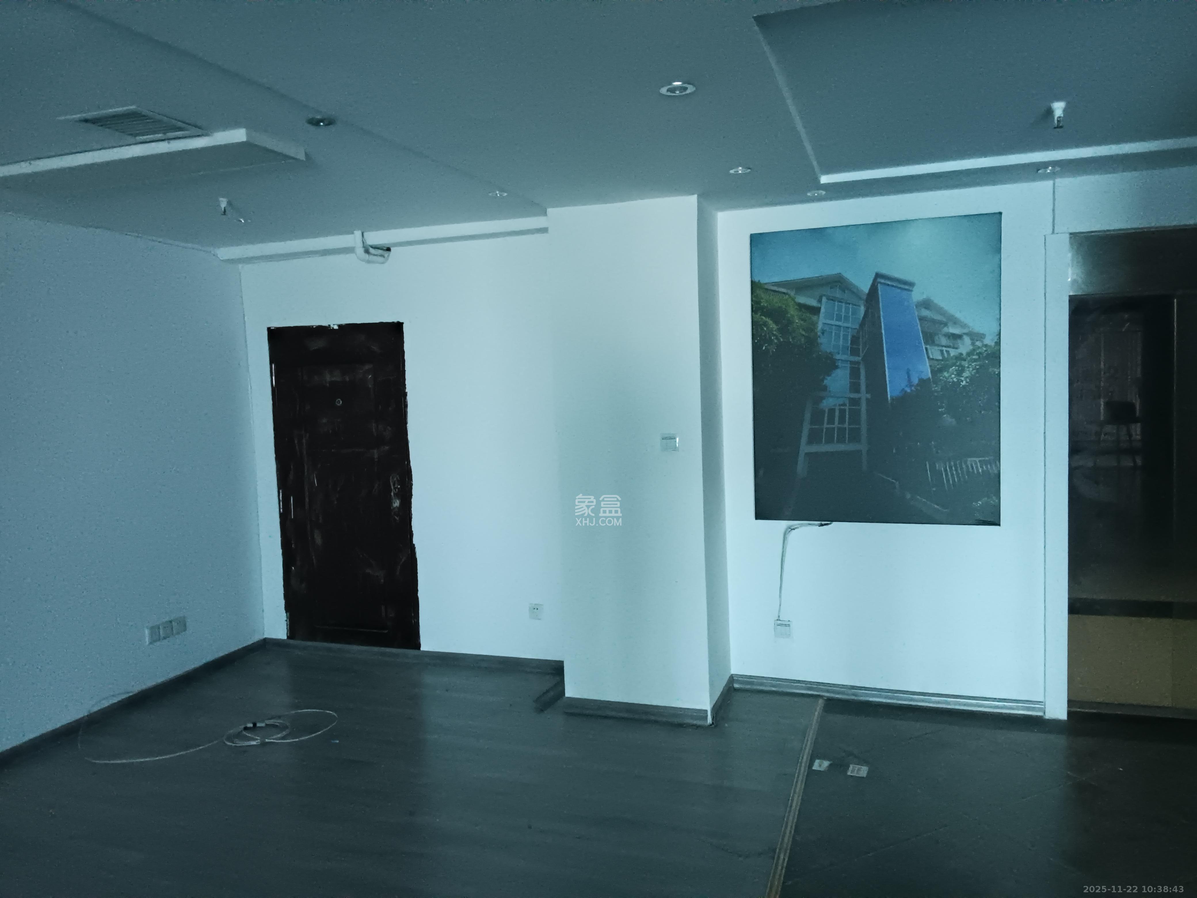 BOBO天下城（CTA财富中心）   300.0㎡      10000.0元/月室内图