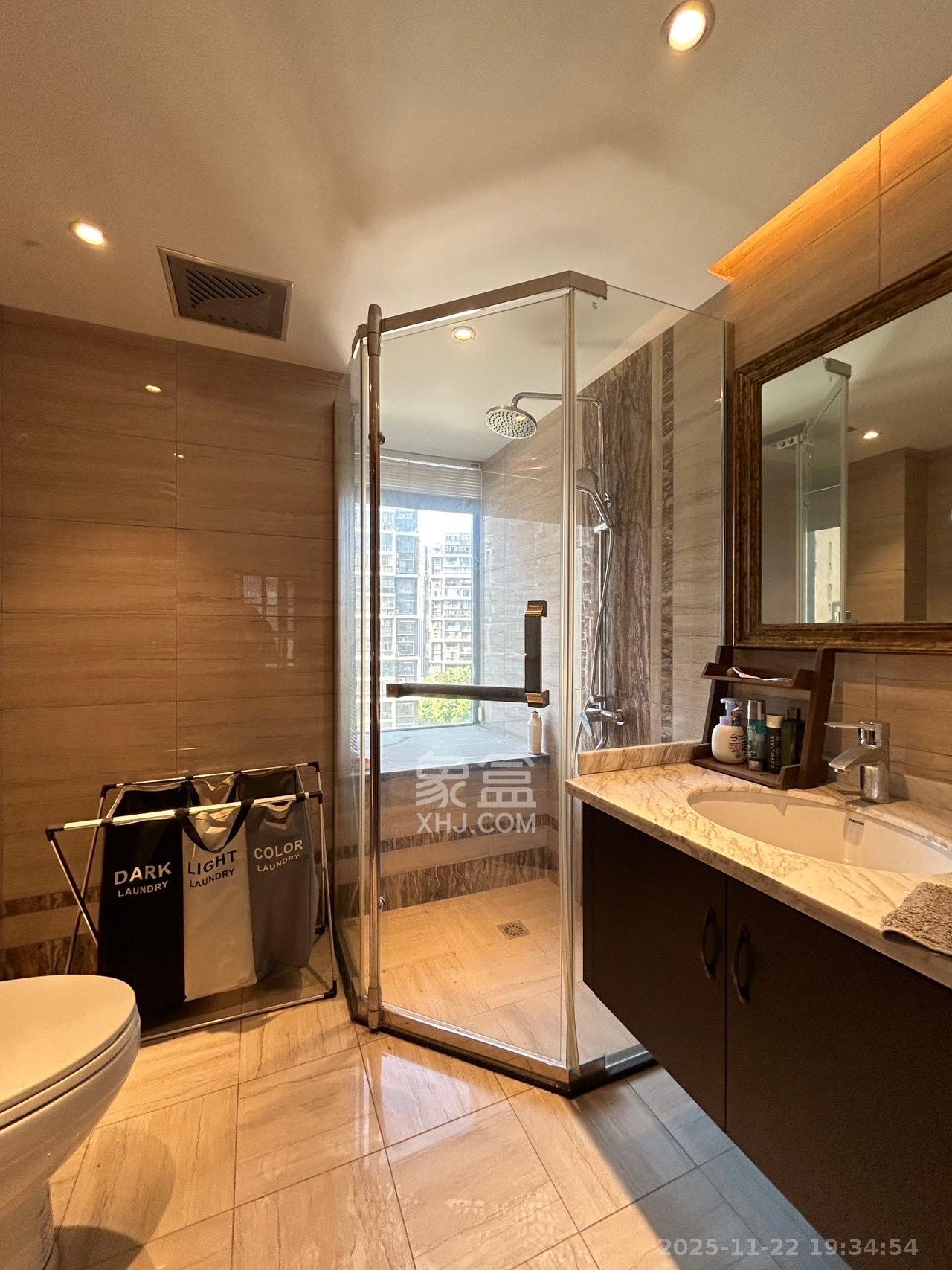 滨江君悦香邸  3室2厅2卫    5200.0元/月室内图