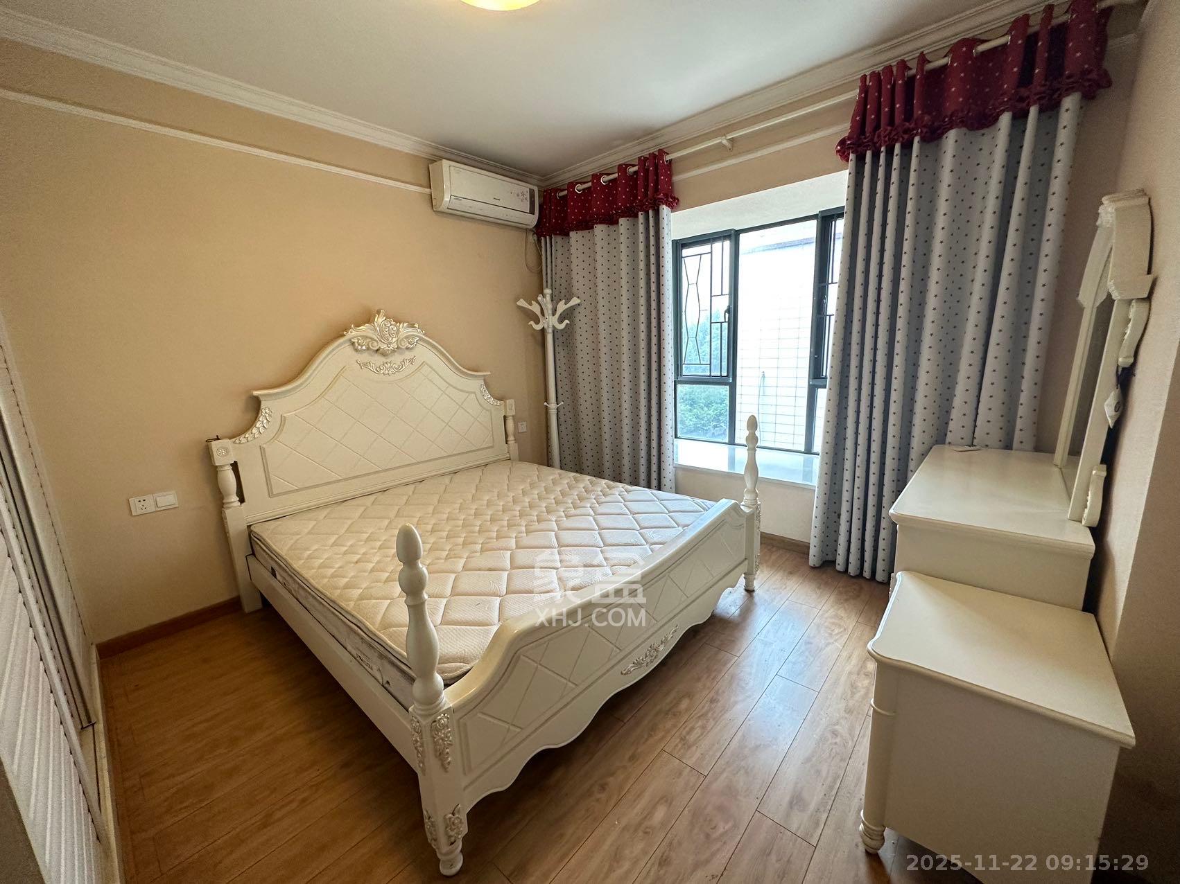 鸿基橄榄君庭  3室1厅1卫    2600.0元/月室内图