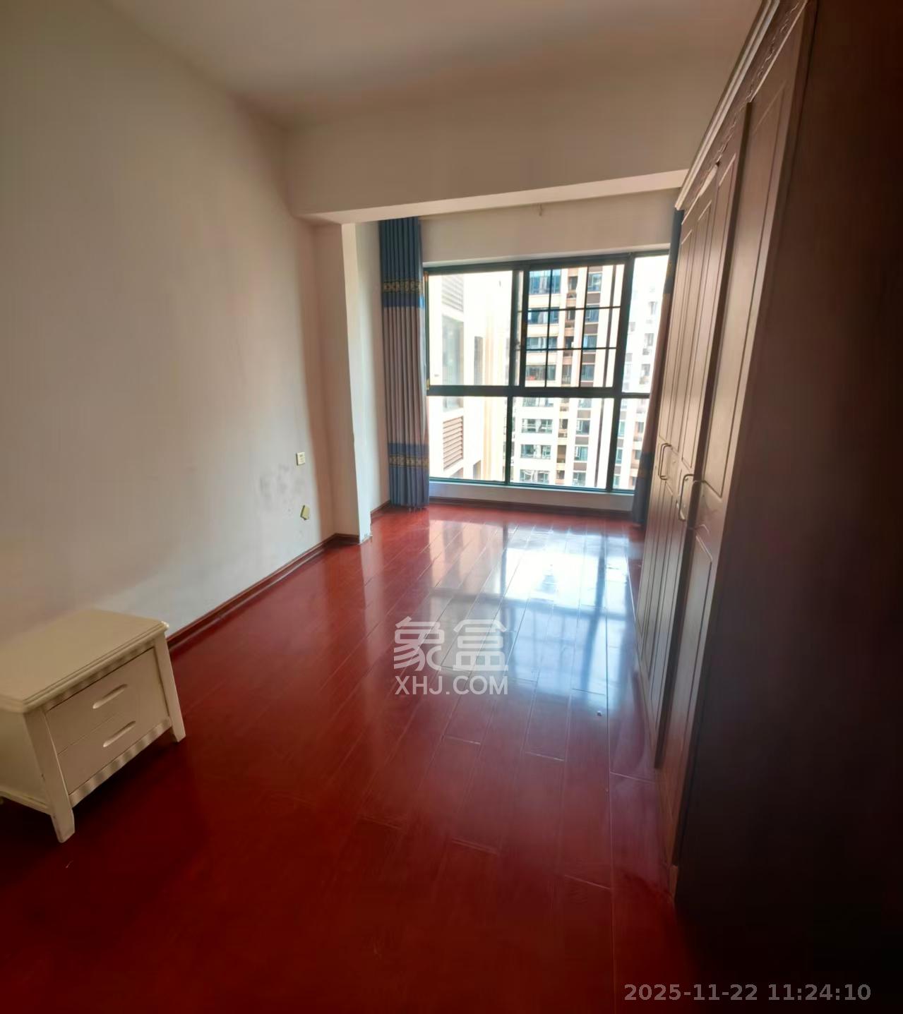 博长山水香颐 4室2厅2卫 2000.0元/月 博长山水香颐 4室2厅2卫 2000.0元/月室内图