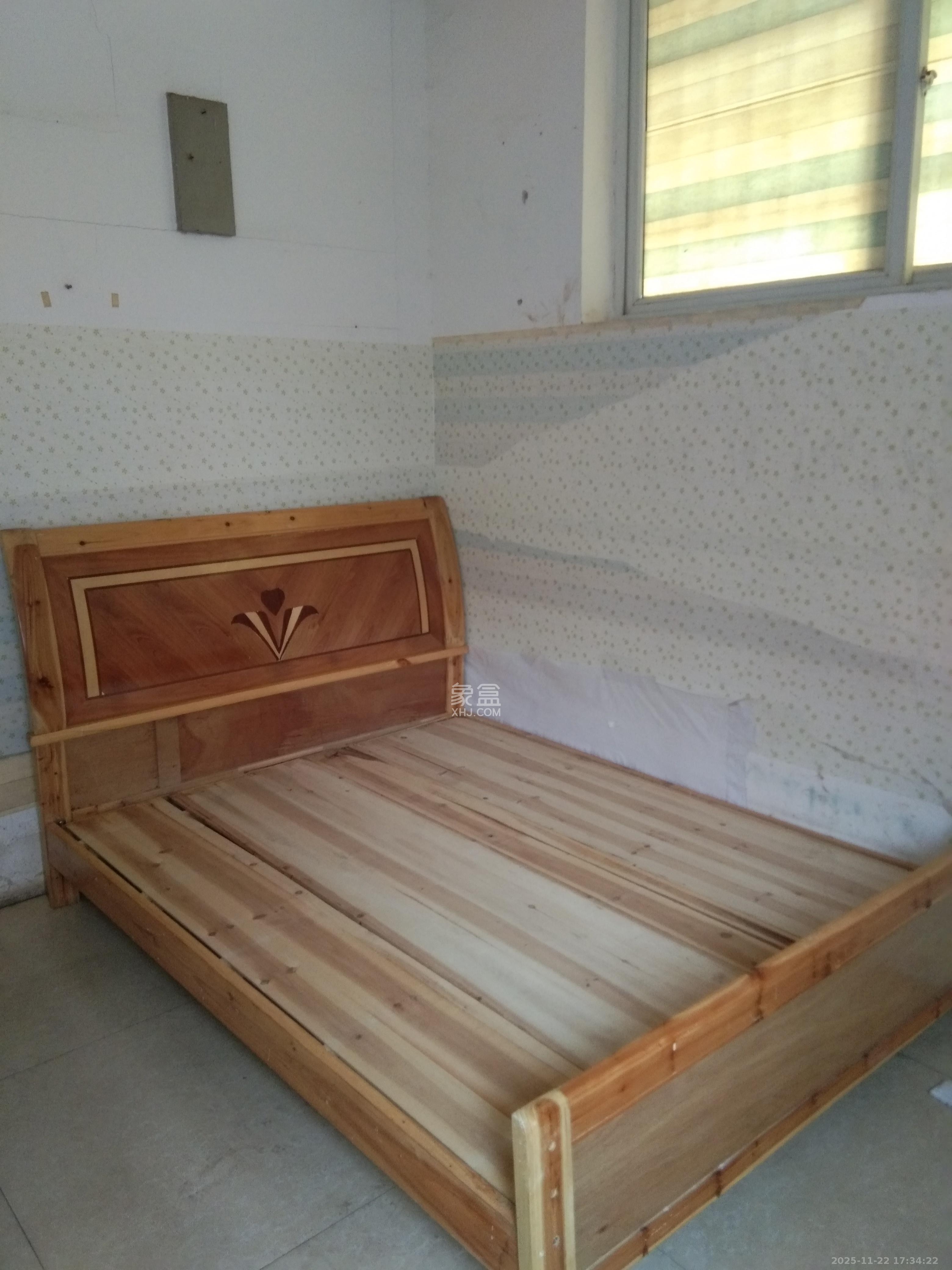 金鹰机电大市场  2室2厅1卫    900.0元/月