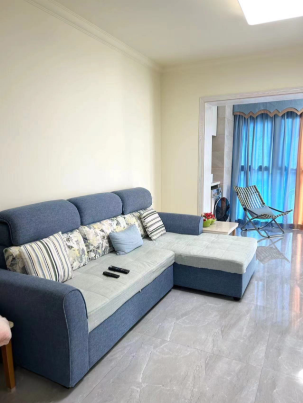 保利中央海岸一二期  3室2厅2卫    3300.0元/月室内图