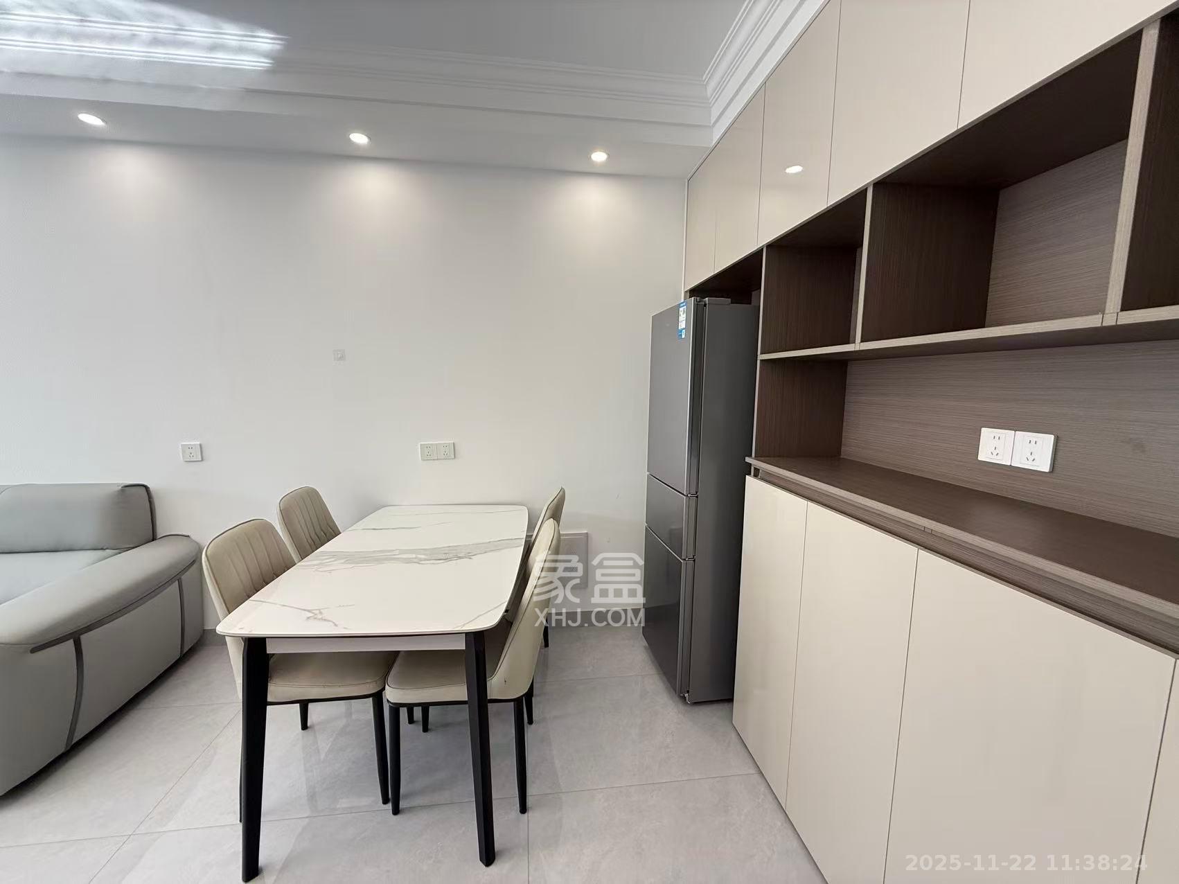 嘉雨东苑 2室1厅1卫 2700.0元/月 嘉雨东苑 2室1厅1卫 2700.0元/月室内图