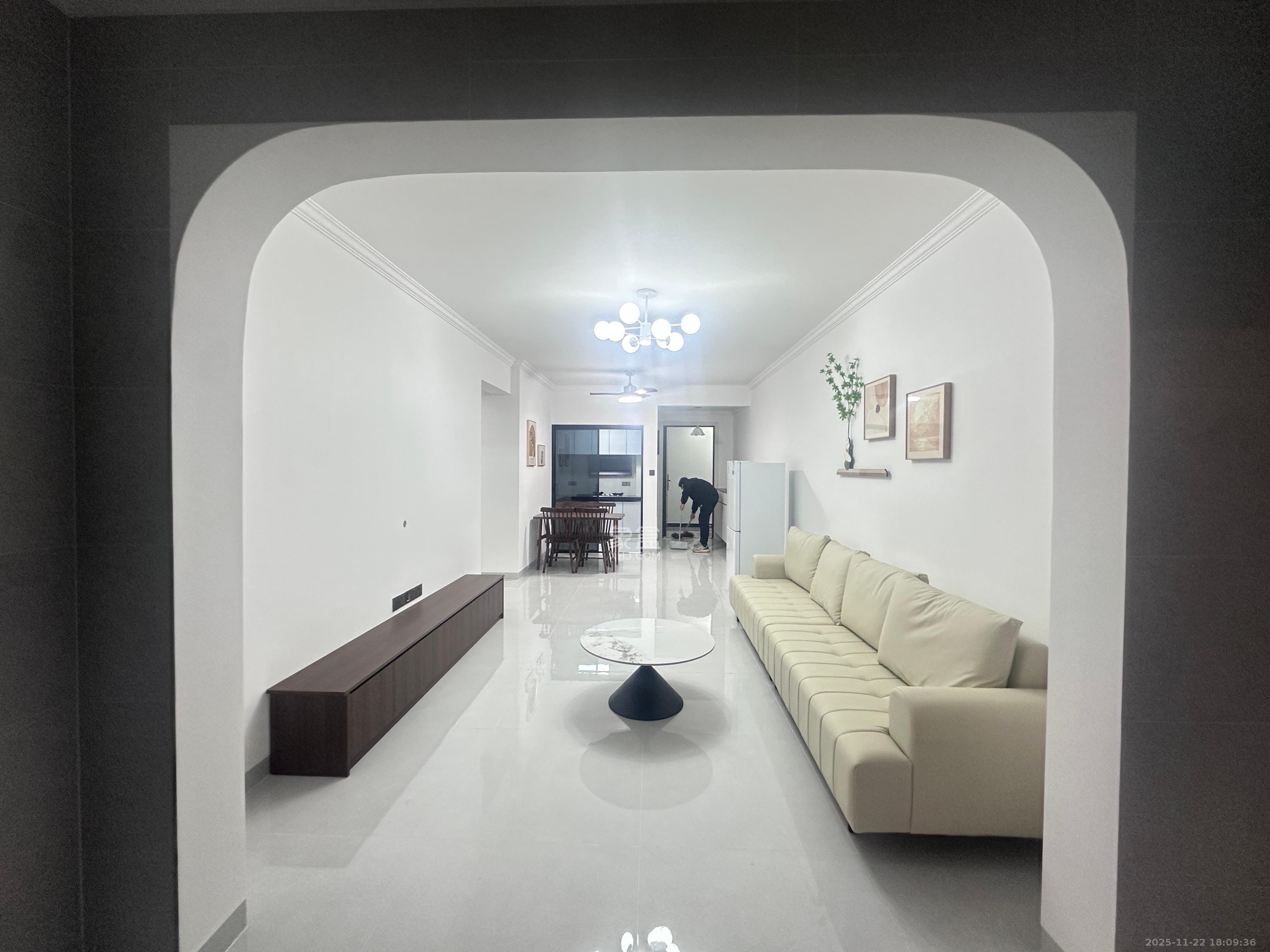 桥头家园二期(桥头家苑二期) 2室2厅1卫 2000.0元/月 桥头家园二期(桥头家苑二期) 2室2厅1卫 2000.0元/月室内图