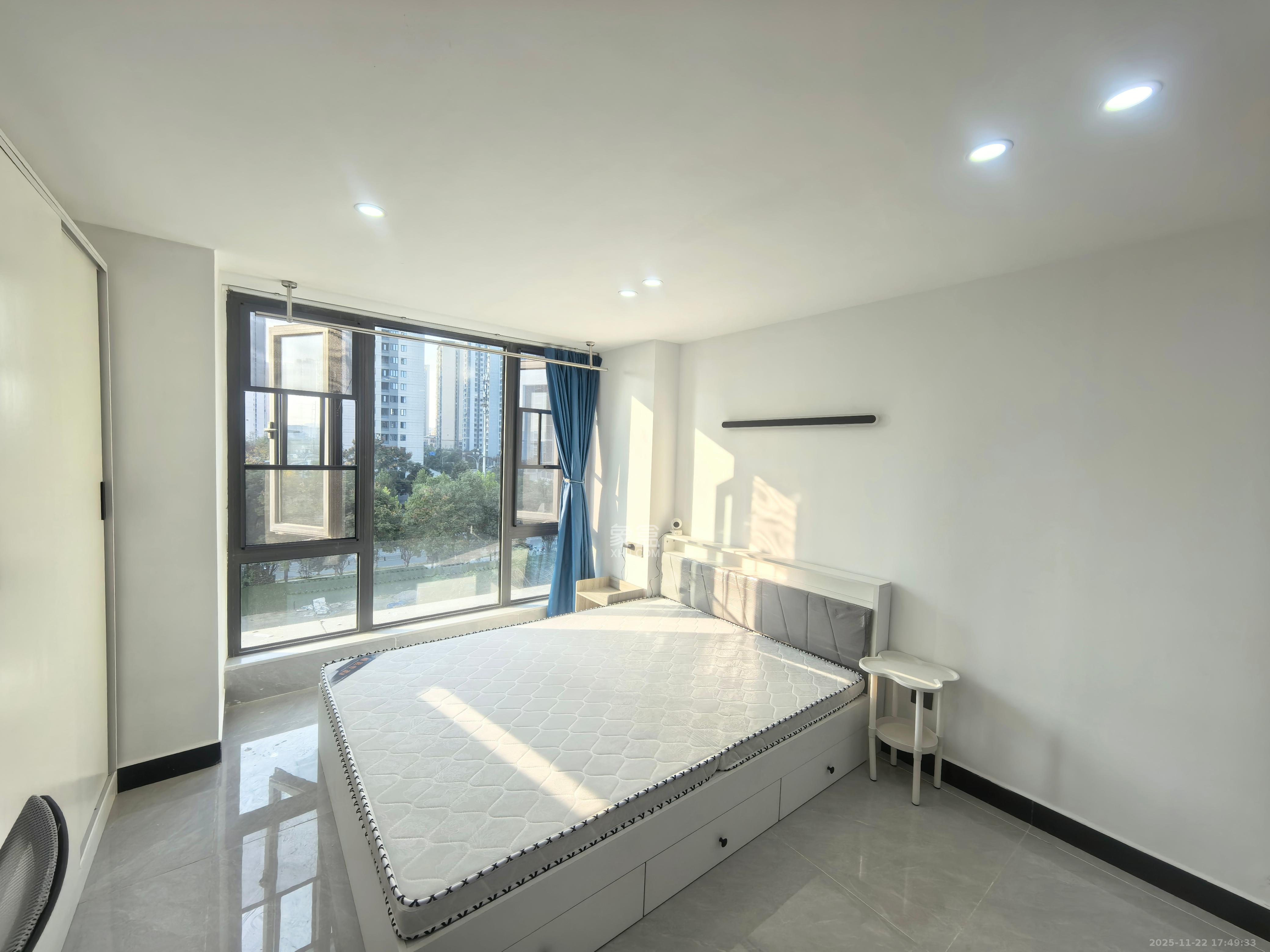 保利恒伟时光印象  1室0厅0卫    1200.0元/月室内图