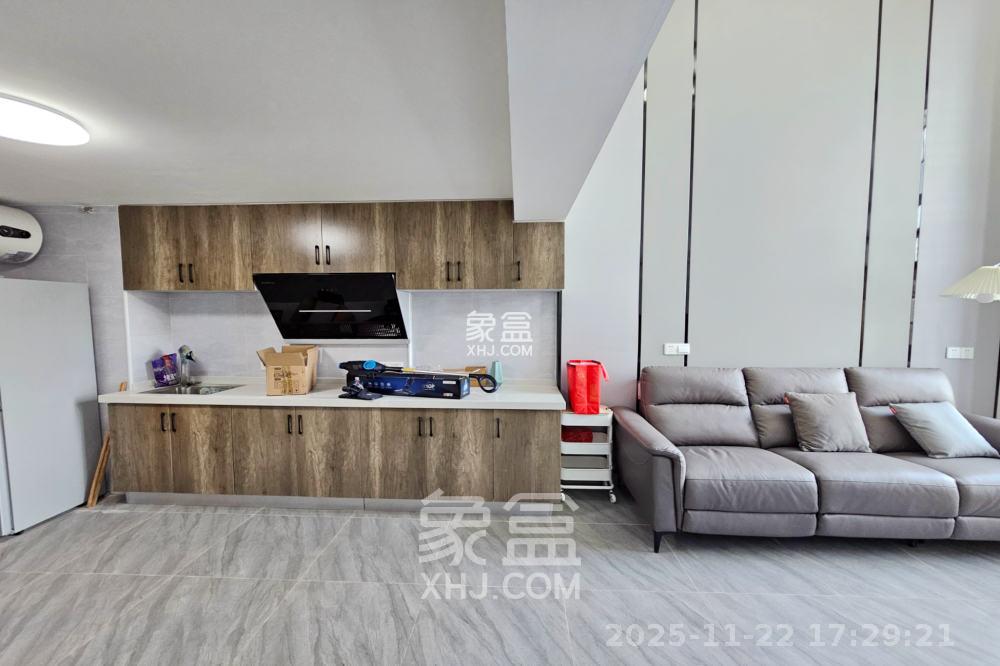 明昇壹城(明昇时代广场)三期 3室2厅2卫 3000.0元/月 明昇壹城(明昇时代广场)三期 3室2厅2卫 3000.0元/月室内图