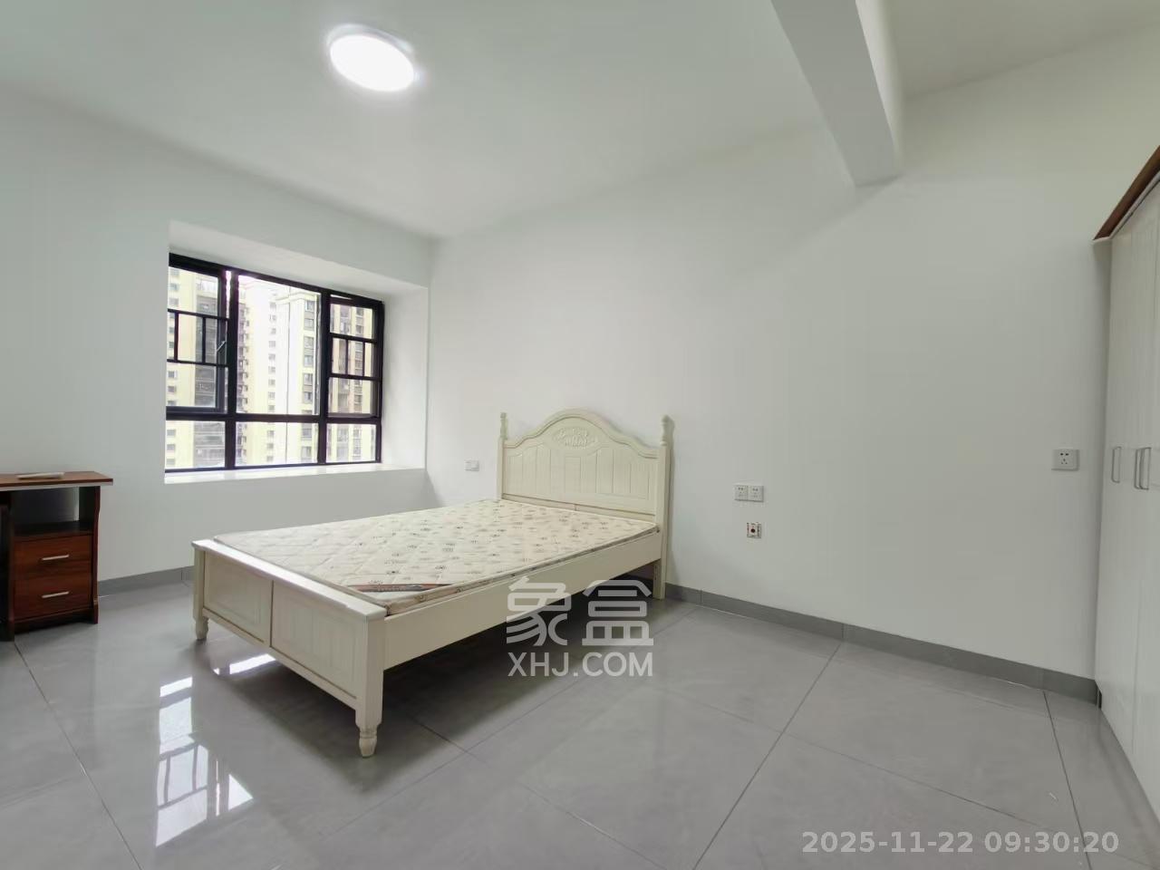 通号岭绣苑 4室2厅2卫 2800.0元/月 通号岭绣苑 4室2厅2卫 2800.0元/月室内图