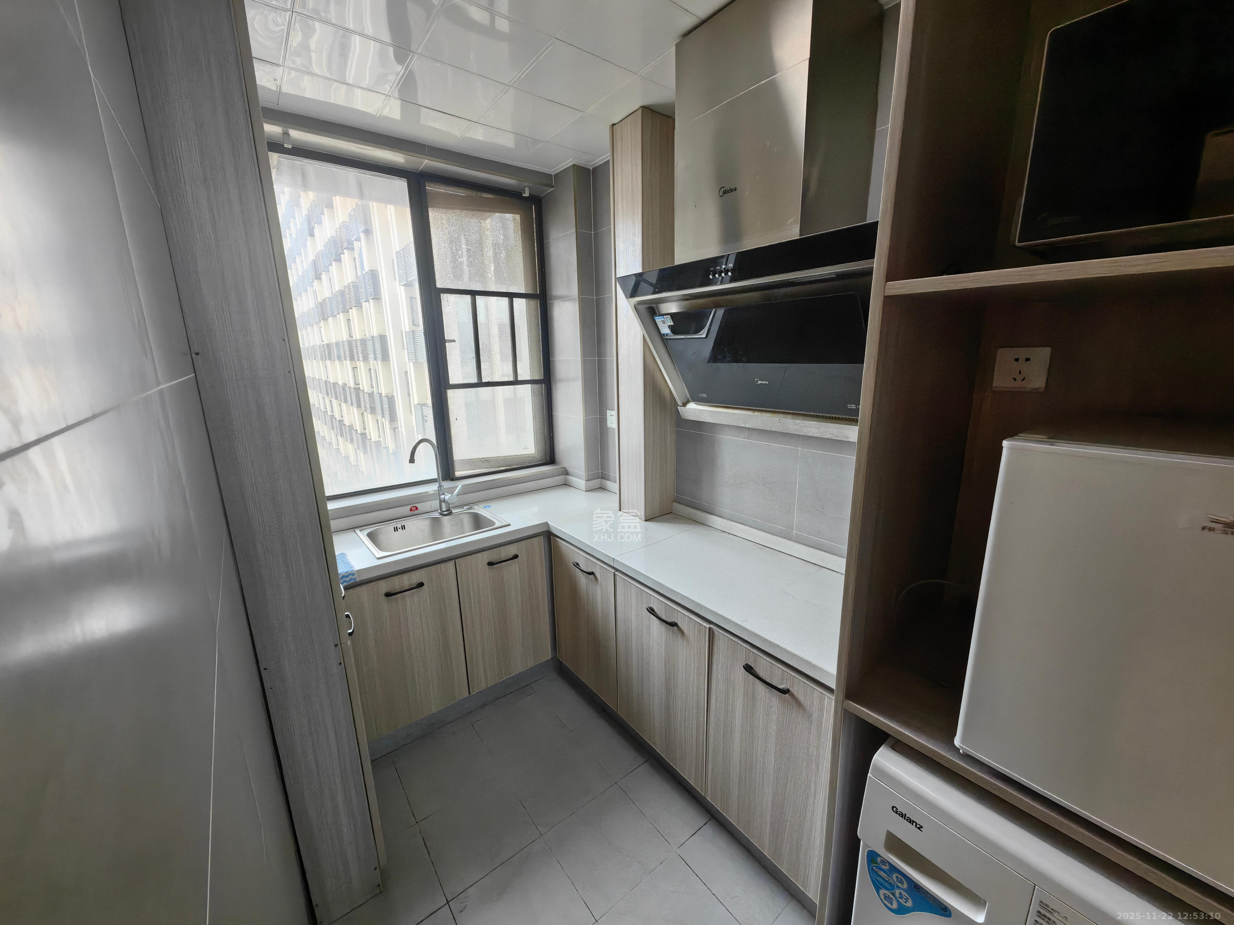 欧亚达国际广场 1室1厅1卫 1800.0元/月 欧亚达国际广场 1室1厅1卫 1800.0元/月室内图