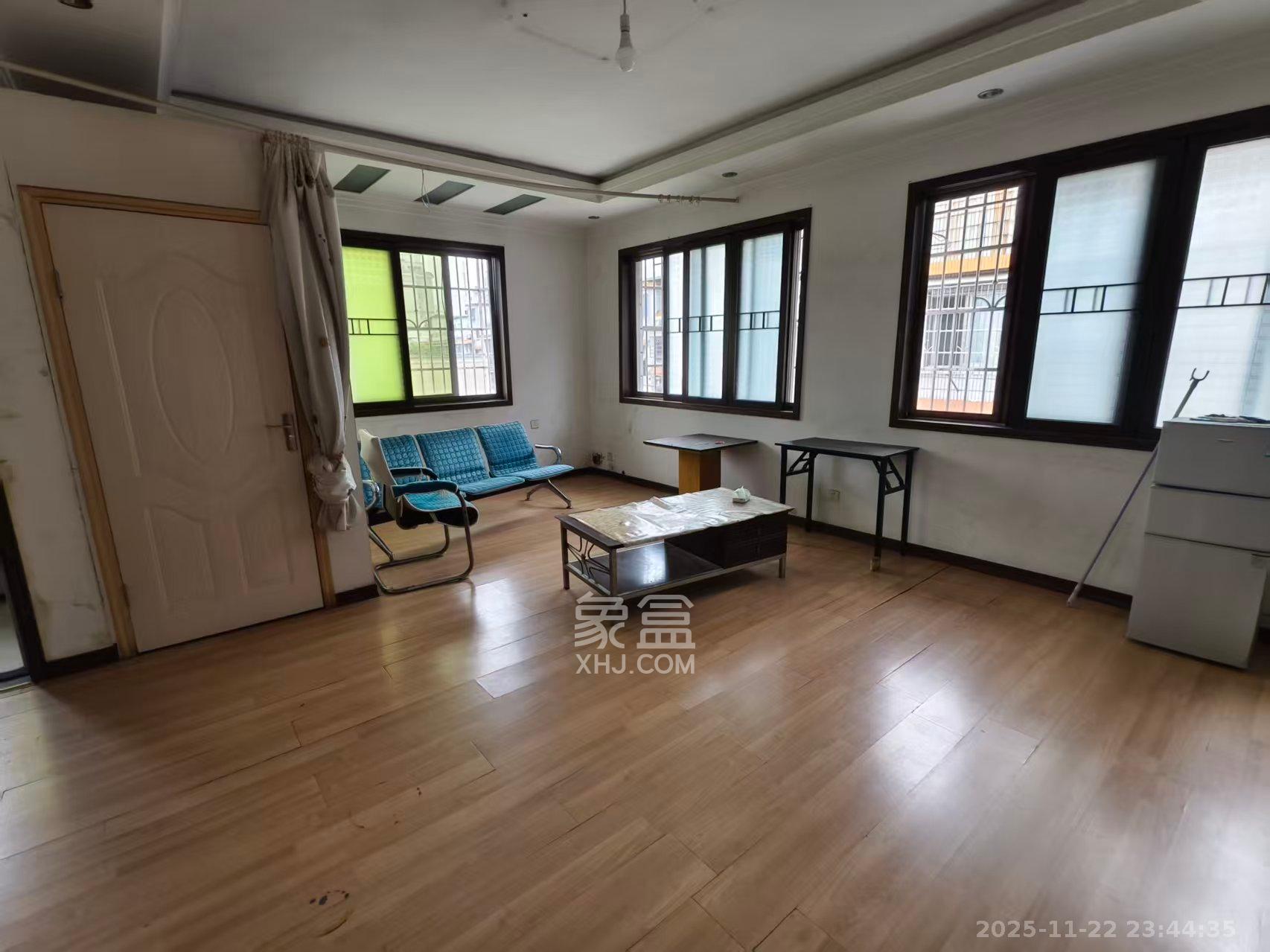 高桥火焰市场  1室0厅0卫    1200.0元/月