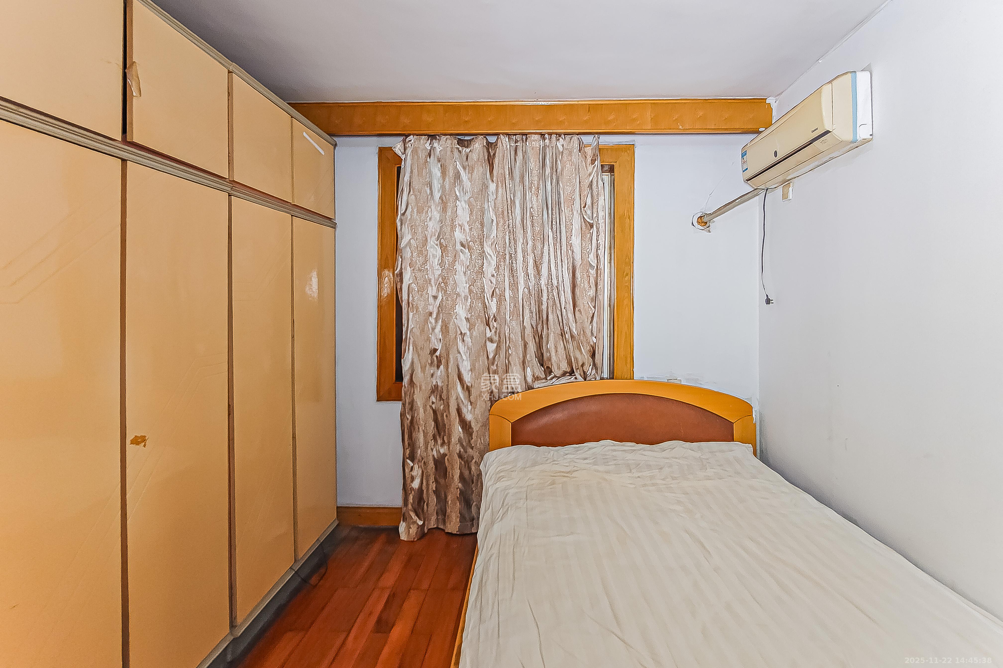 长岭包装宿舍  3室2厅1卫    51.8万卧室