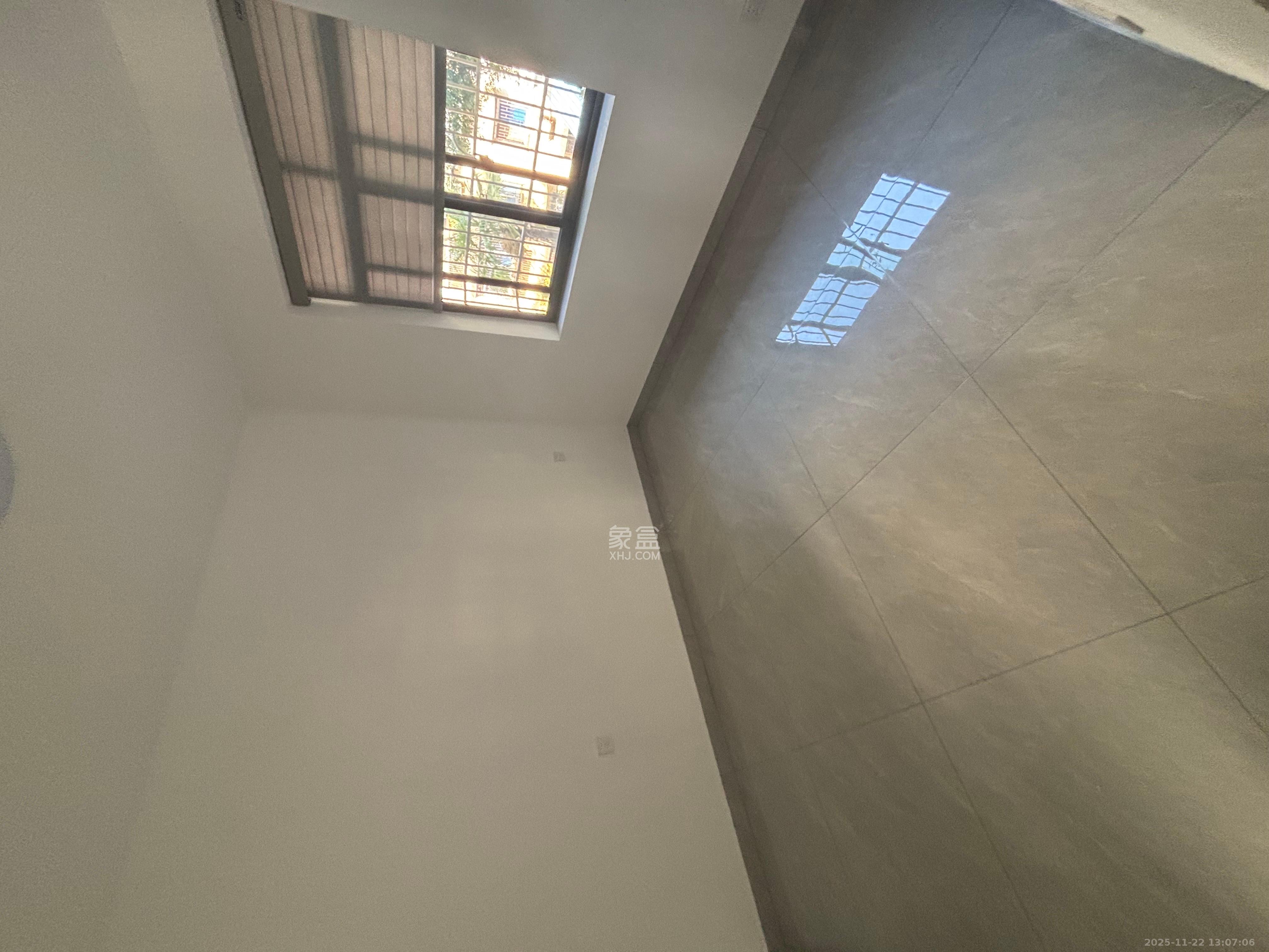 湖湘肿瘤医院宿舍 4室2厅1卫 3200.0元/月 湖湘肿瘤医院宿舍 4室2厅1卫 3200.0元/月室内图