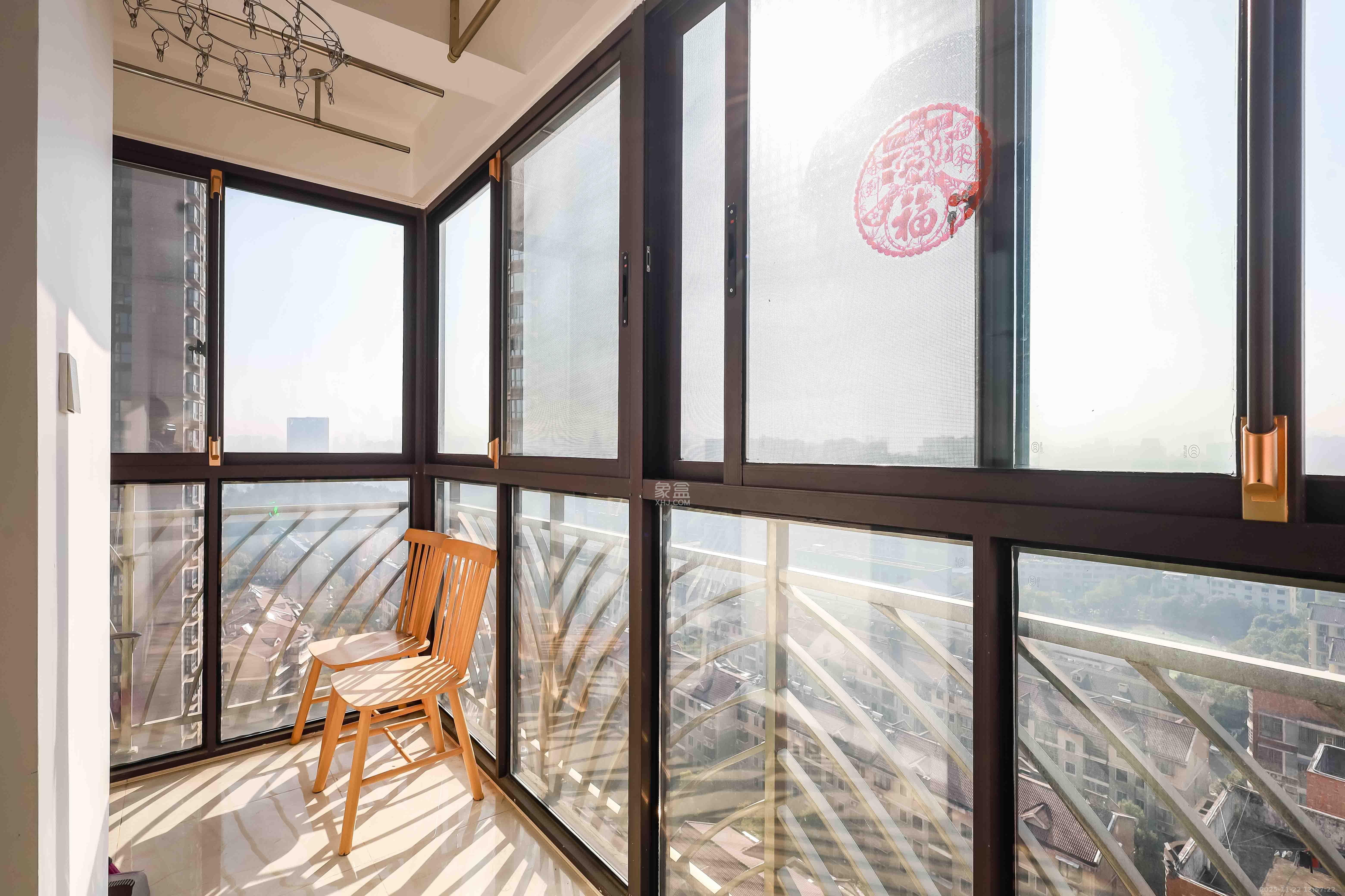 丽都桃源(金峰北院二期) 2室1厅1卫 72.0万 丽都桃源(金峰北院二期) 2室1厅1卫 72.0万阳台