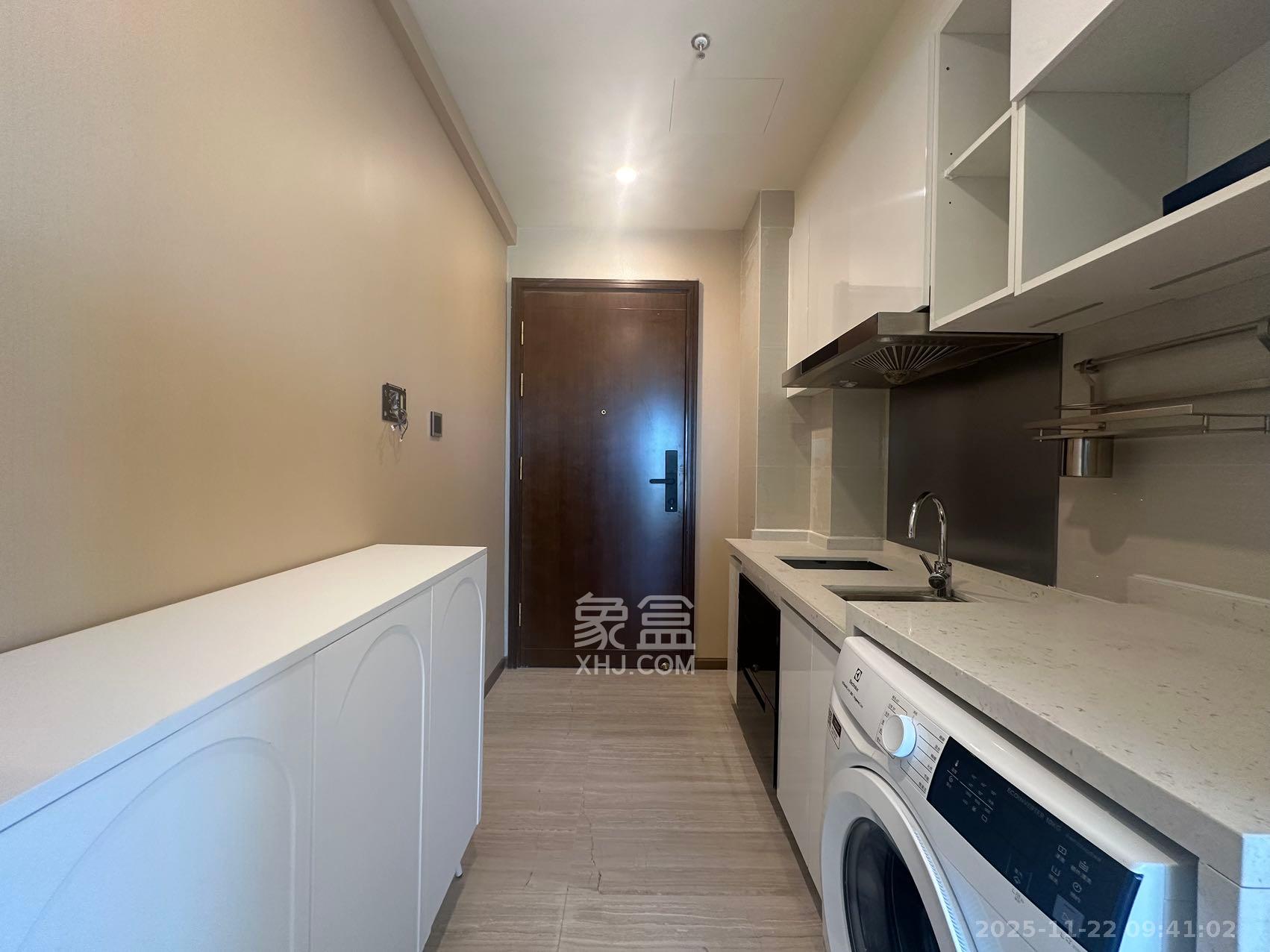 恒大誉府(融誉商业中心) 1室1厅1卫 2500.0元/月 恒大誉府(融誉商业中心) 1室1厅1卫 2500.0元/月室内图