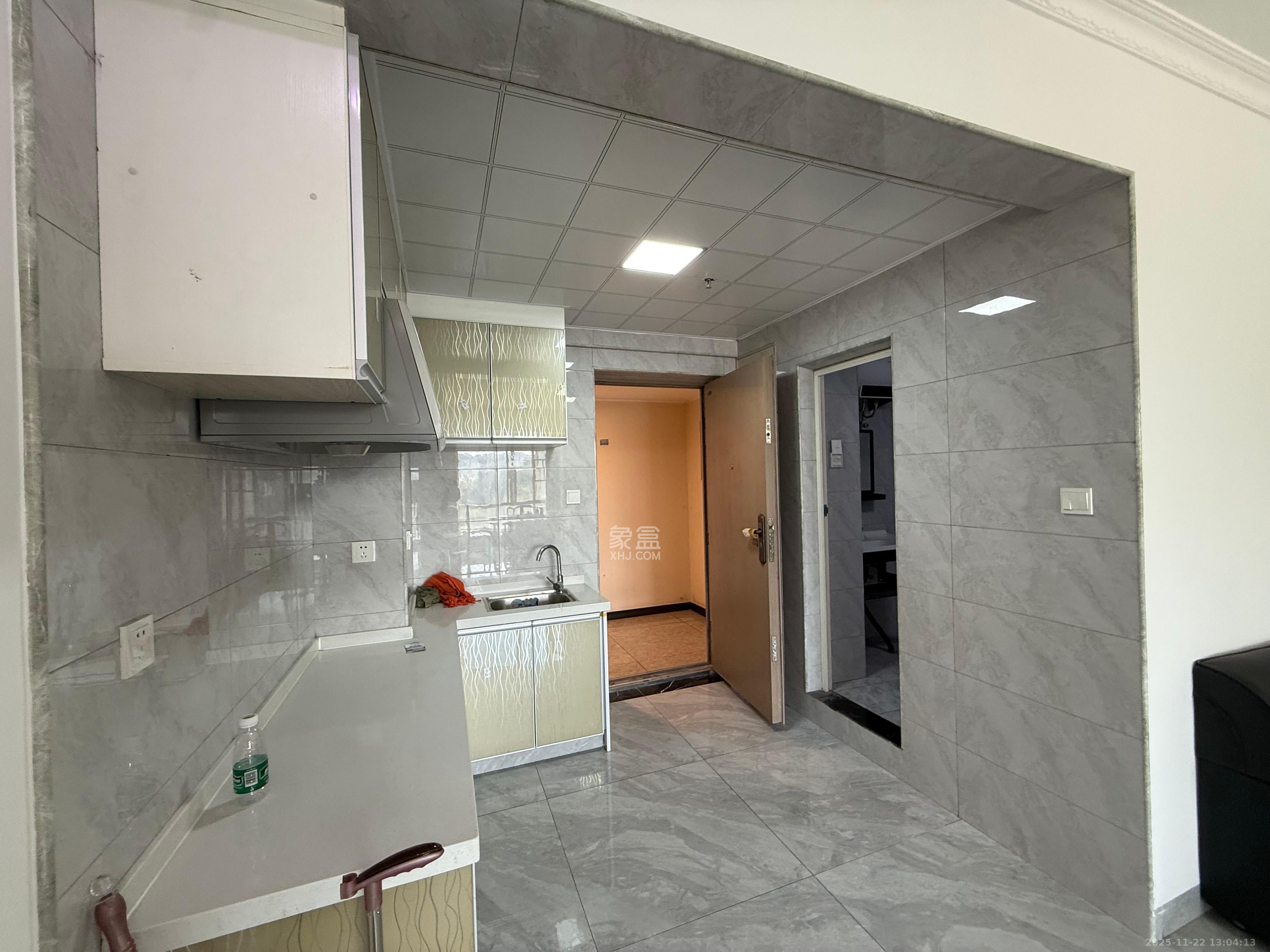 金地铂悦  1室0厅0卫    1300.0元/月室内图