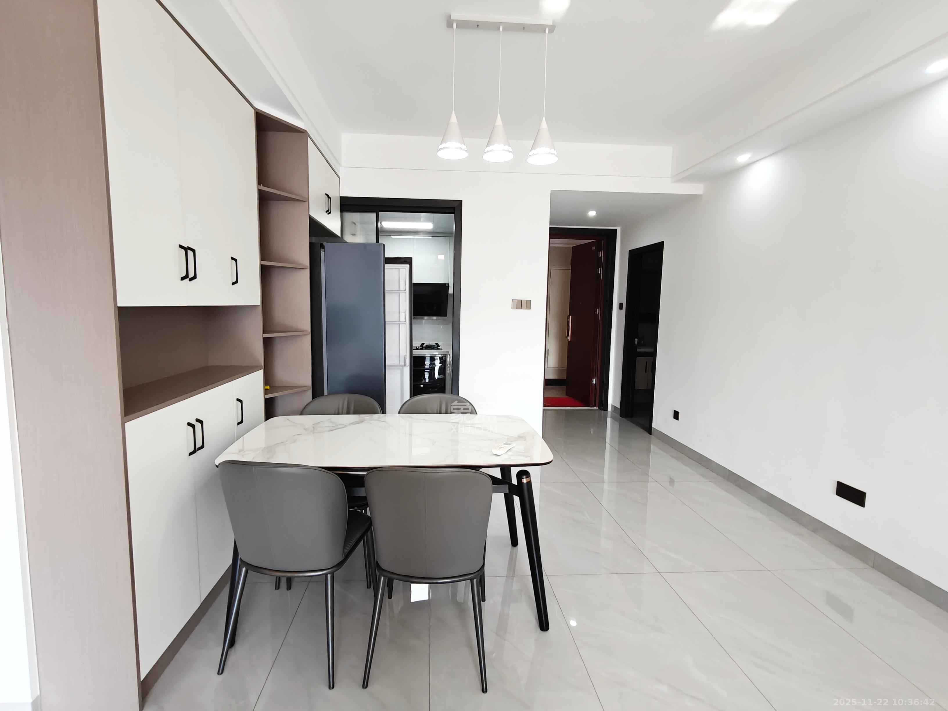 润和湘江天地C区 4室2厅2卫 2600.0元/月 润和湘江天地C区 4室2厅2卫 2600.0元/月室内图