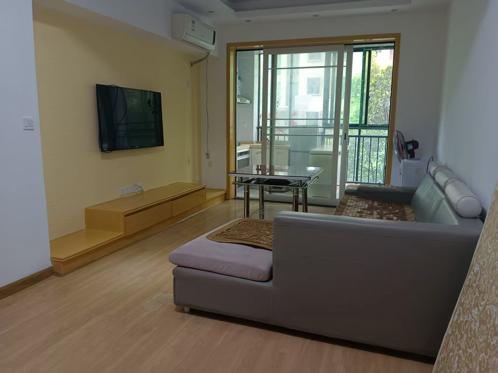 水映豪廷(一,二,三期) 1室1厅1卫 1000.0元/月 水映豪廷(一,二,三期) 1室1厅1卫 1000.0元/月室内图