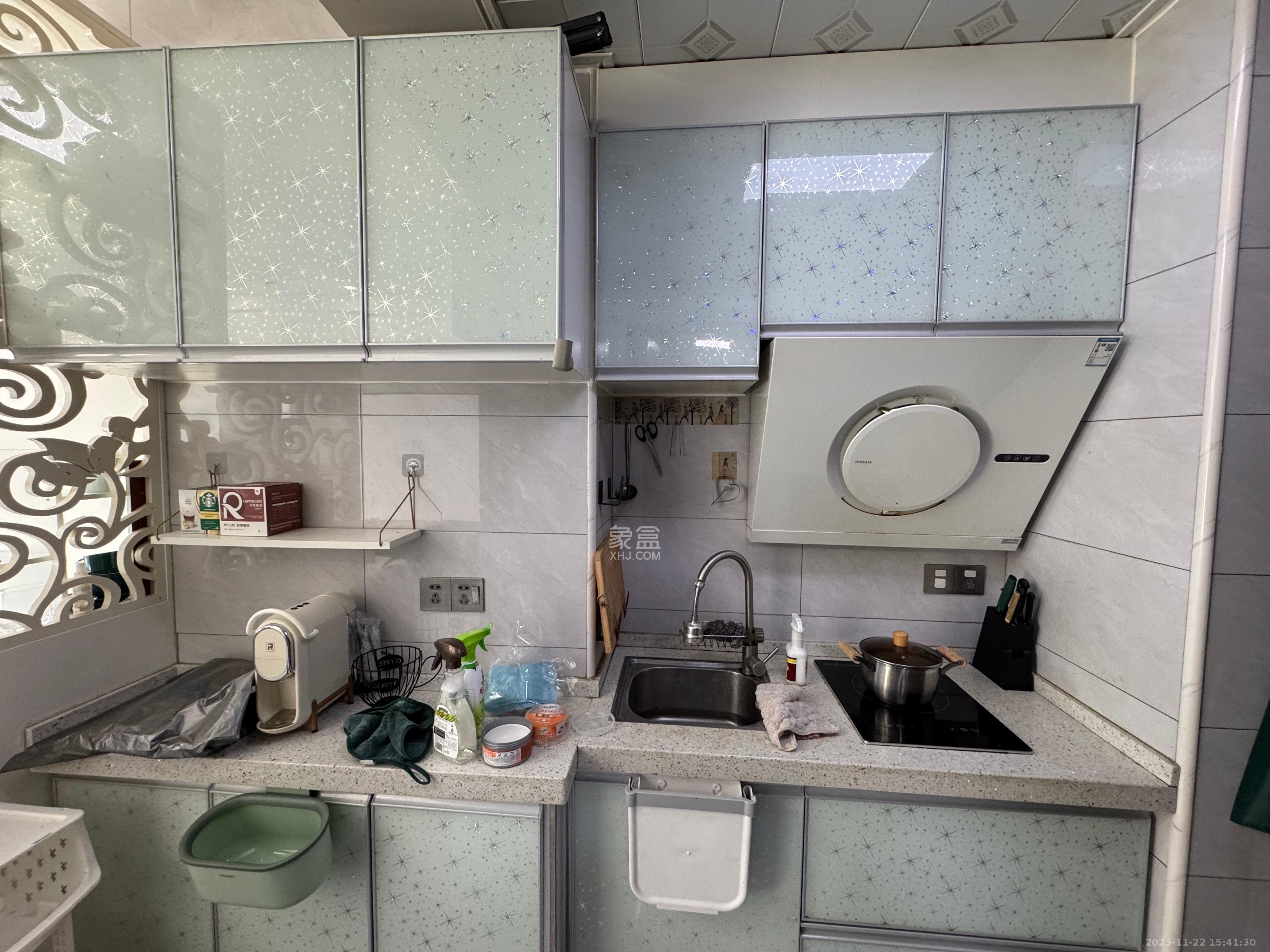 滨江一号(丰泰花园) 1室1厅1卫 1680.0元/月 滨江一号(丰泰花园) 1室1厅1卫 1680.0元/月室内图