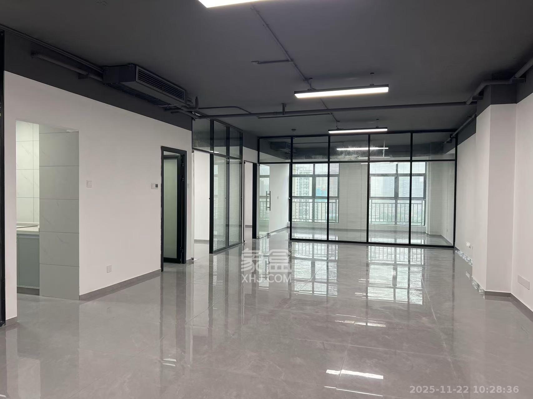 和悦城(蟠龙景苑) 1室1厅1卫 5600.0元/月 和悦城(蟠龙景苑) 1室1厅1卫 5600.0元/月室内图