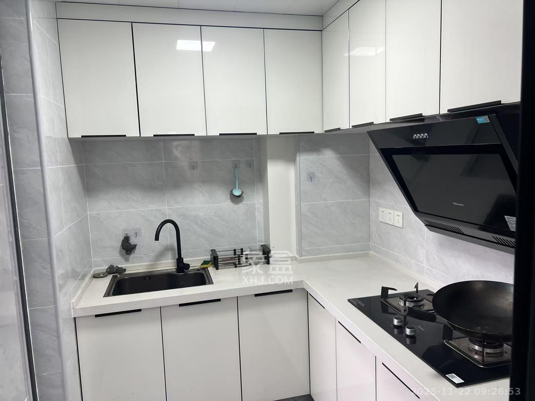 蔷薇国际 3室2厅1卫 1800.0元/月 蔷薇国际 3室2厅1卫 1800.0元/月室内图