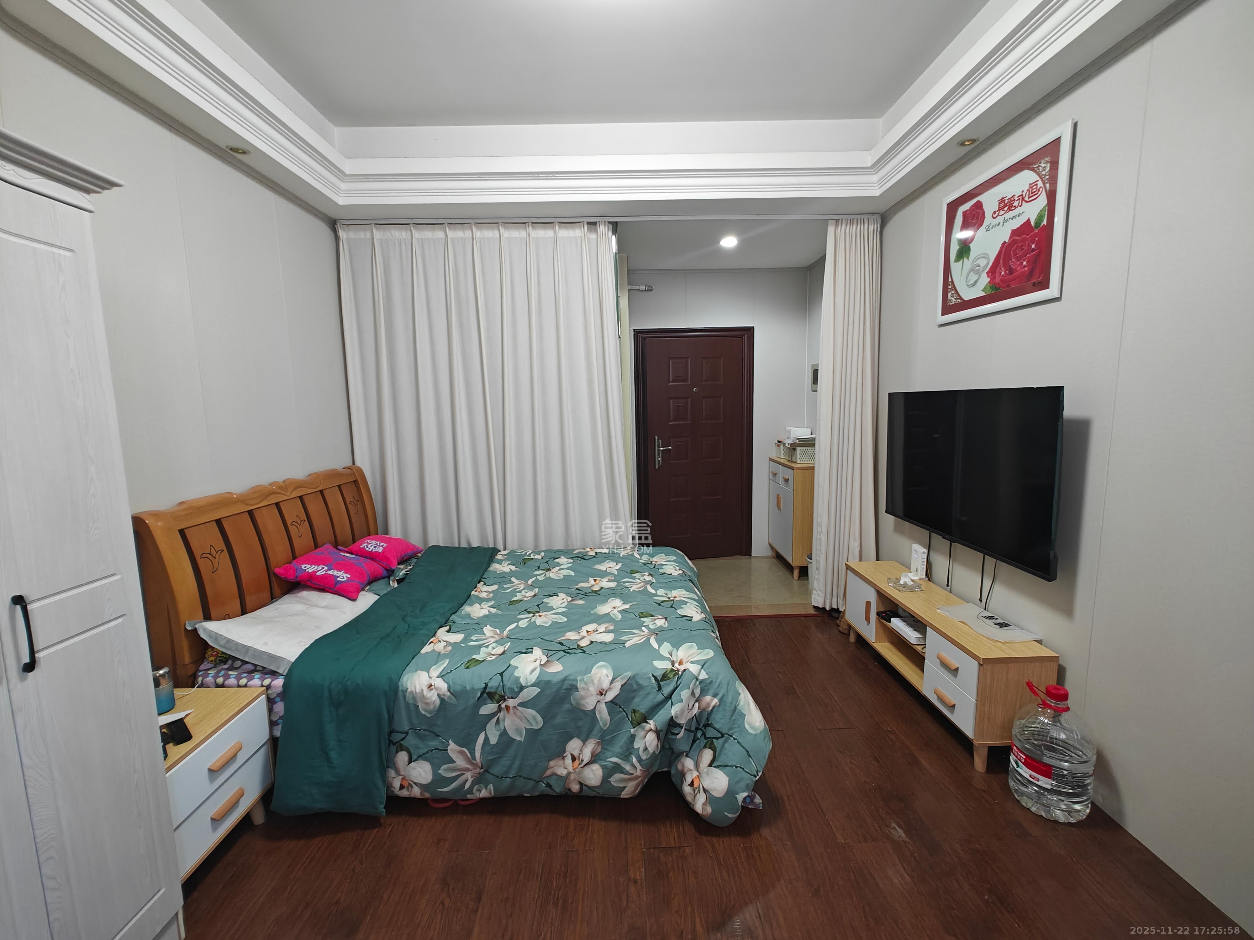 铂宫 1室1厅1卫 1500.0元/月 铂宫 1室1厅1卫 1500.0元/月室内图