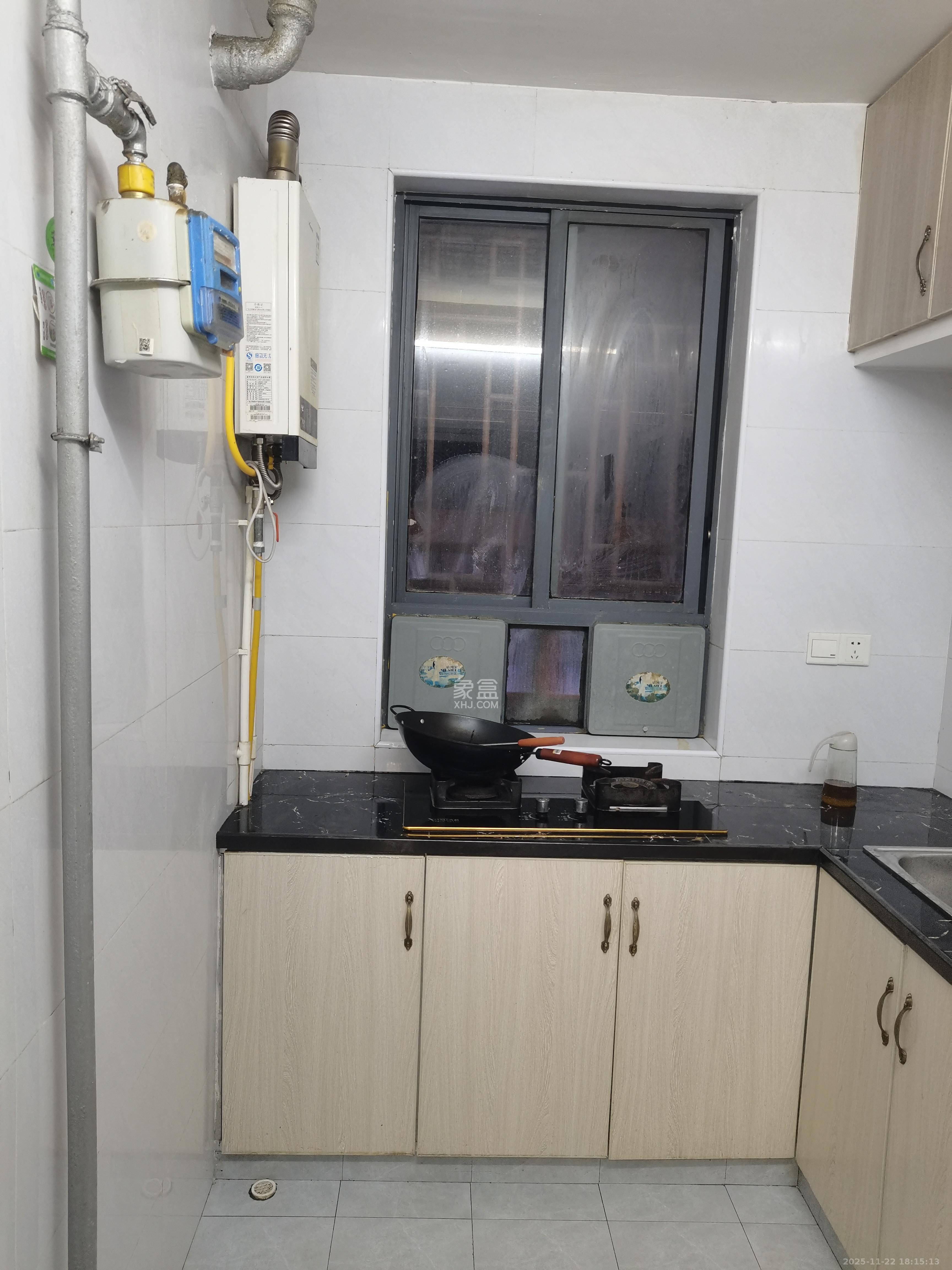 文艺路散盘 3室1厅1卫 2500.0元/月 文艺路散盘 3室1厅1卫 2500.0元/月室内图