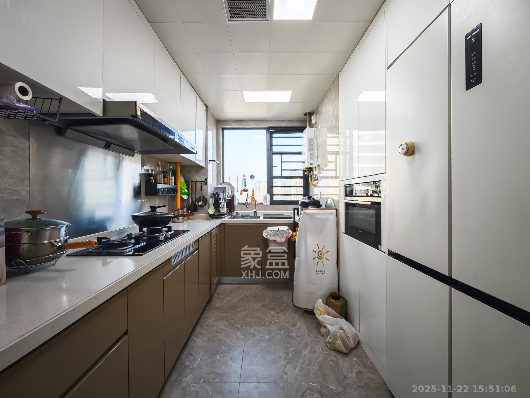 长沙万境潇湘  4室2厅2卫    170.0万厨房