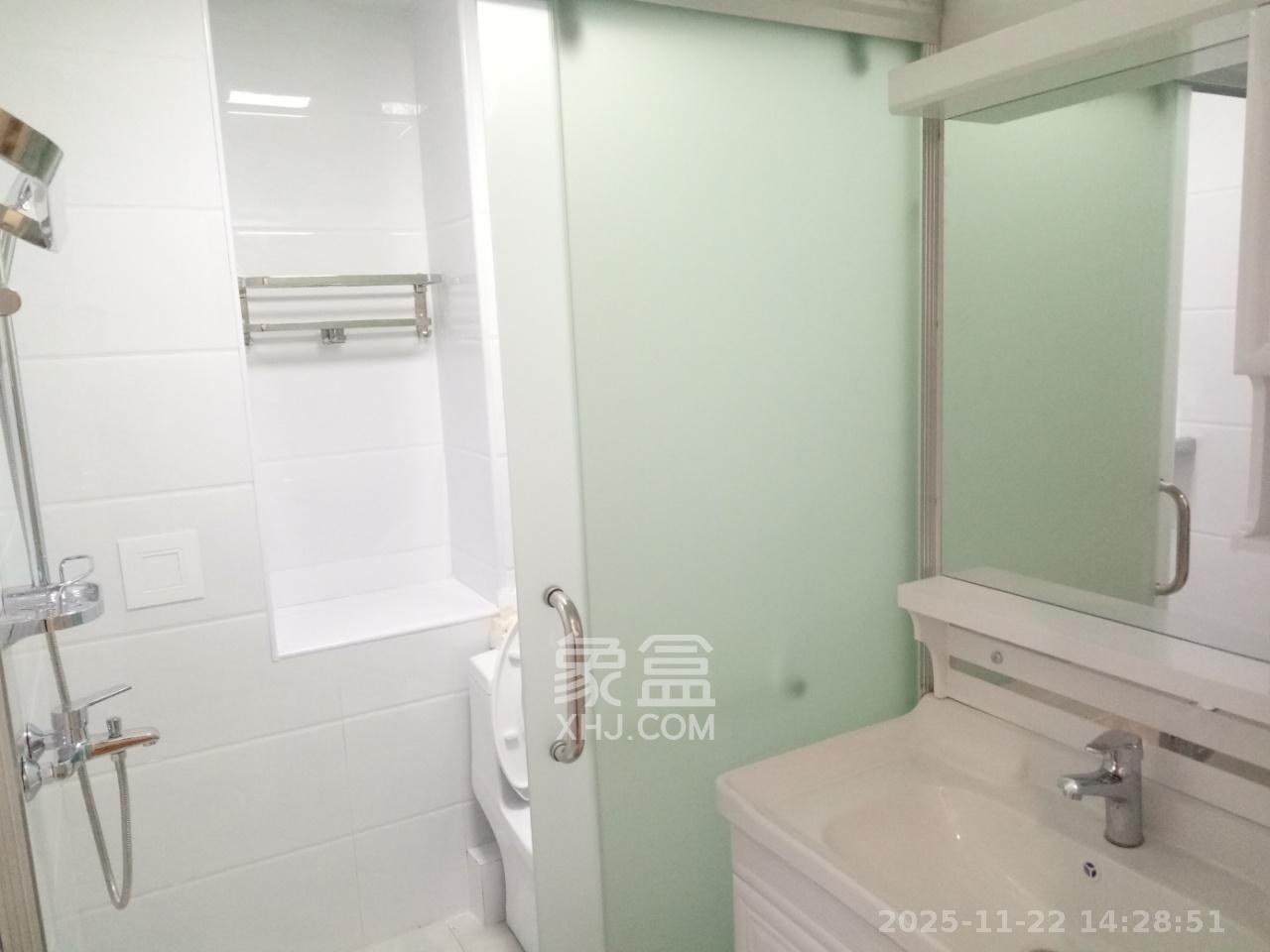 第六都(陆都小区) 1室1厅1卫 1900.0元/月 第六都(陆都小区) 1室1厅1卫 1900.0元/月室内图