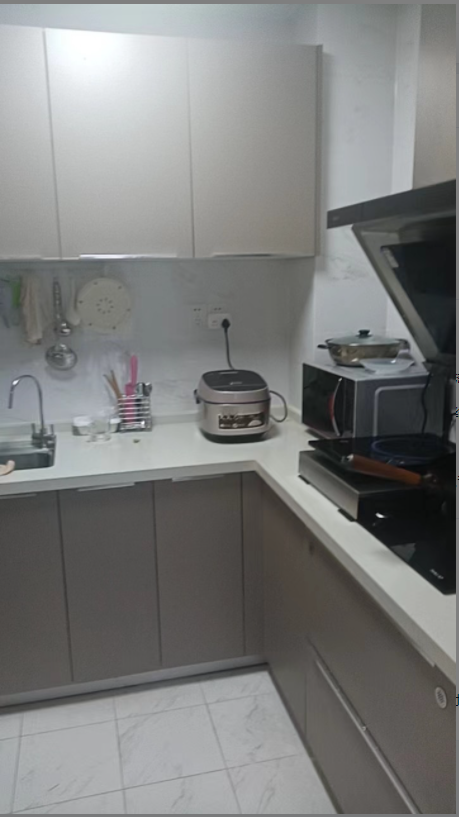 保利中央海岸一二期 3室2厅2卫 3300.0元/月 保利中央海岸一二期 3室2厅2卫 3300.0元/月室内图