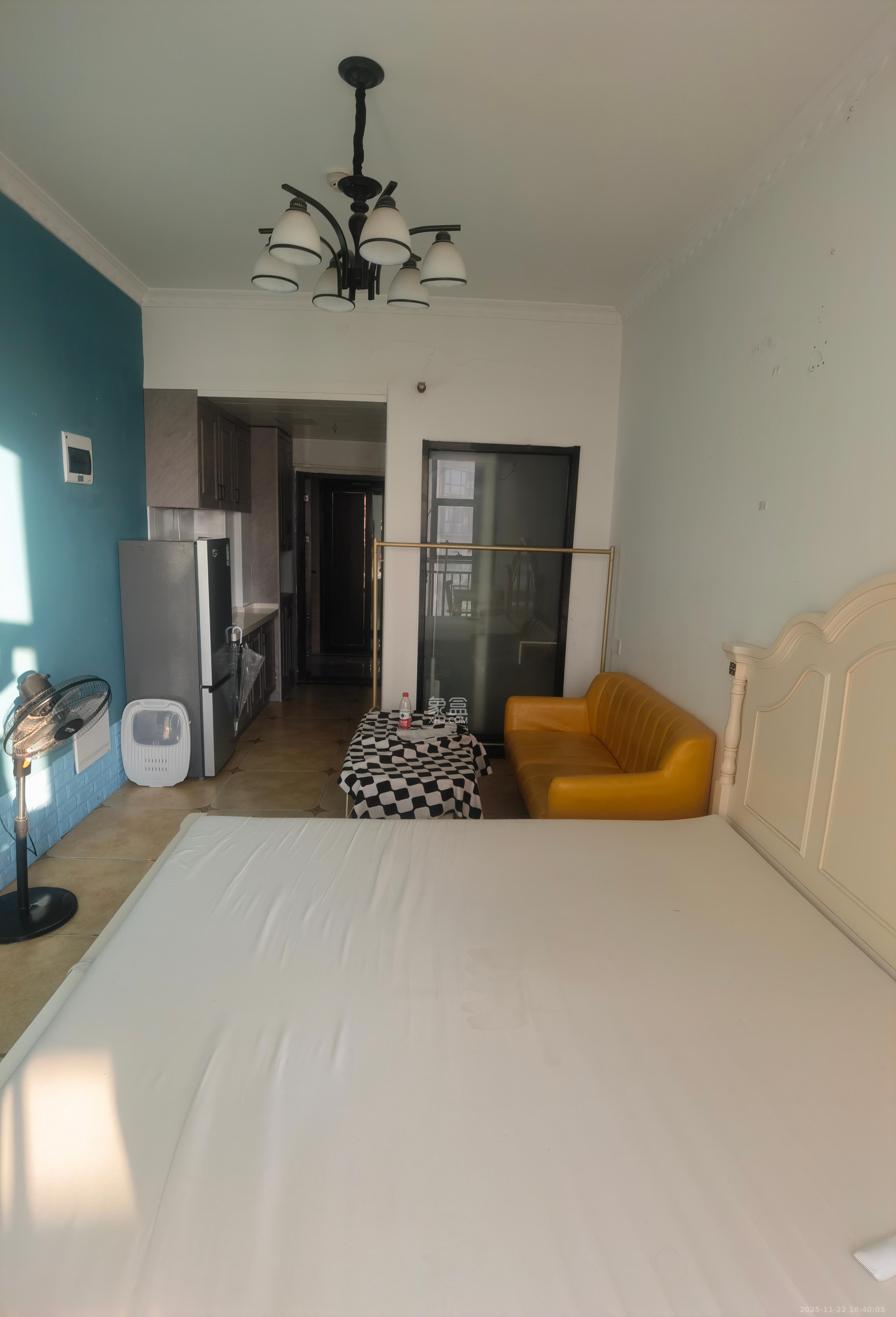 东盈商业广场(华泉城市广场) 1室1厅1卫 1500.0元/月 东盈商业广场(华泉城市广场) 1室1厅1卫 1500.0元/月室内图