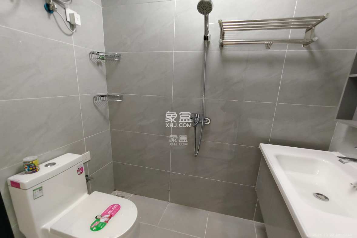 恒大誉府(融誉商业中心) 1室0厅0卫 1600.0元/月 恒大誉府(融誉商业中心) 1室0厅0卫 1600.0元/月室内图