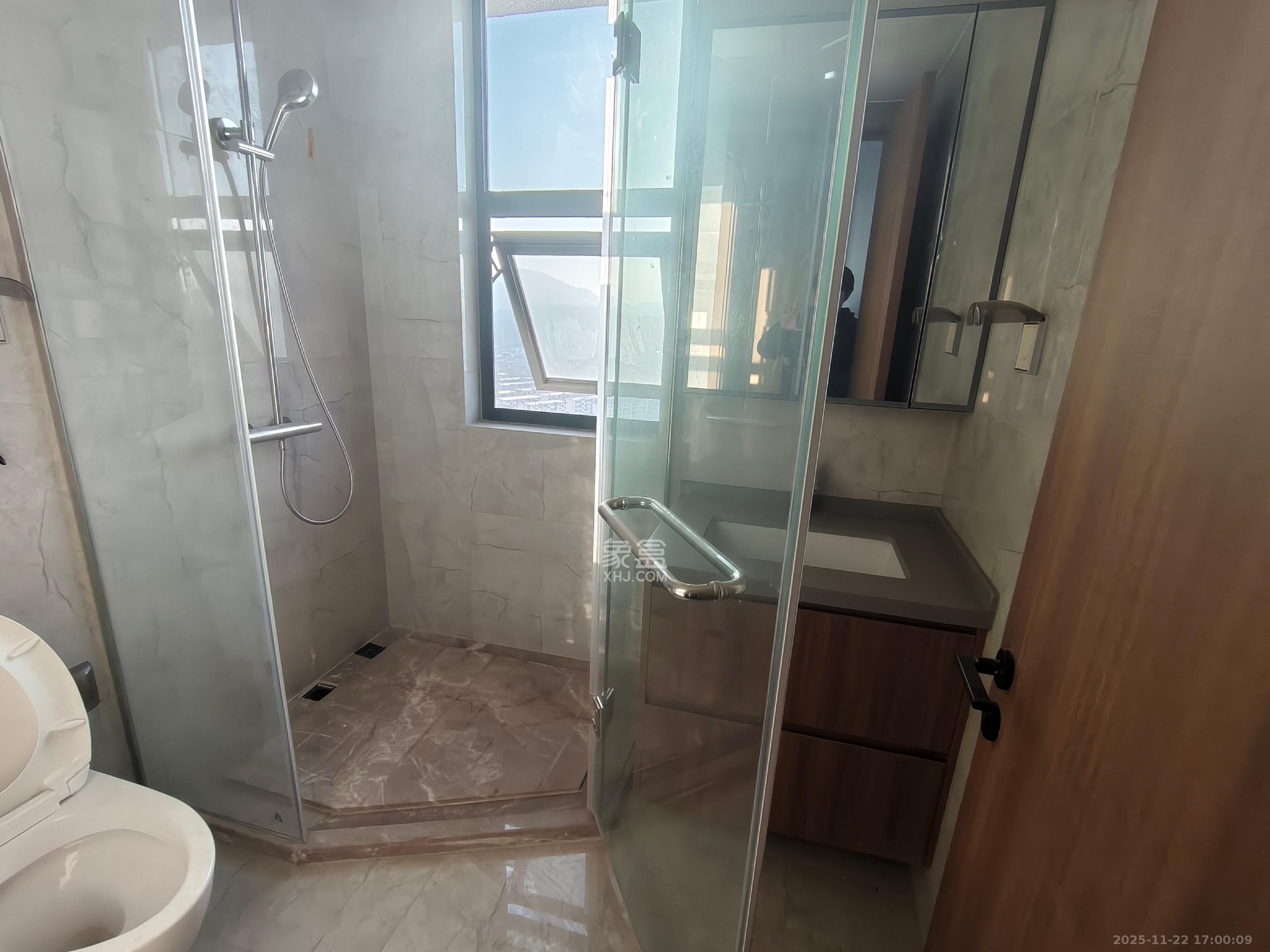 江山印 4室2厅3卫 16000.0元/月 江山印 4室2厅3卫 16000.0元/月室内图