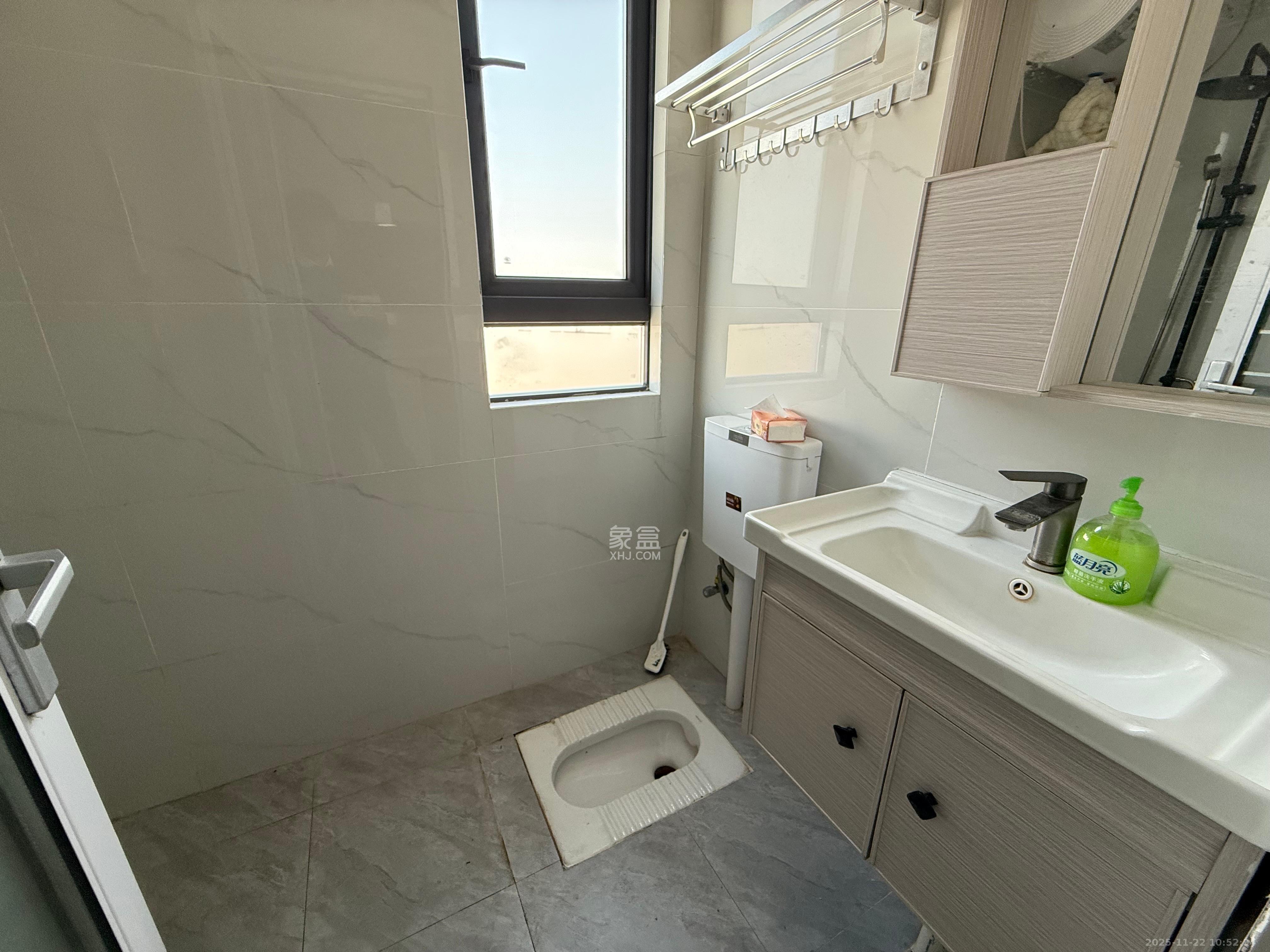 碧桂园城市之光 1室1厅1卫 1600.0元/月 碧桂园城市之光 1室1厅1卫 1600.0元/月室内图