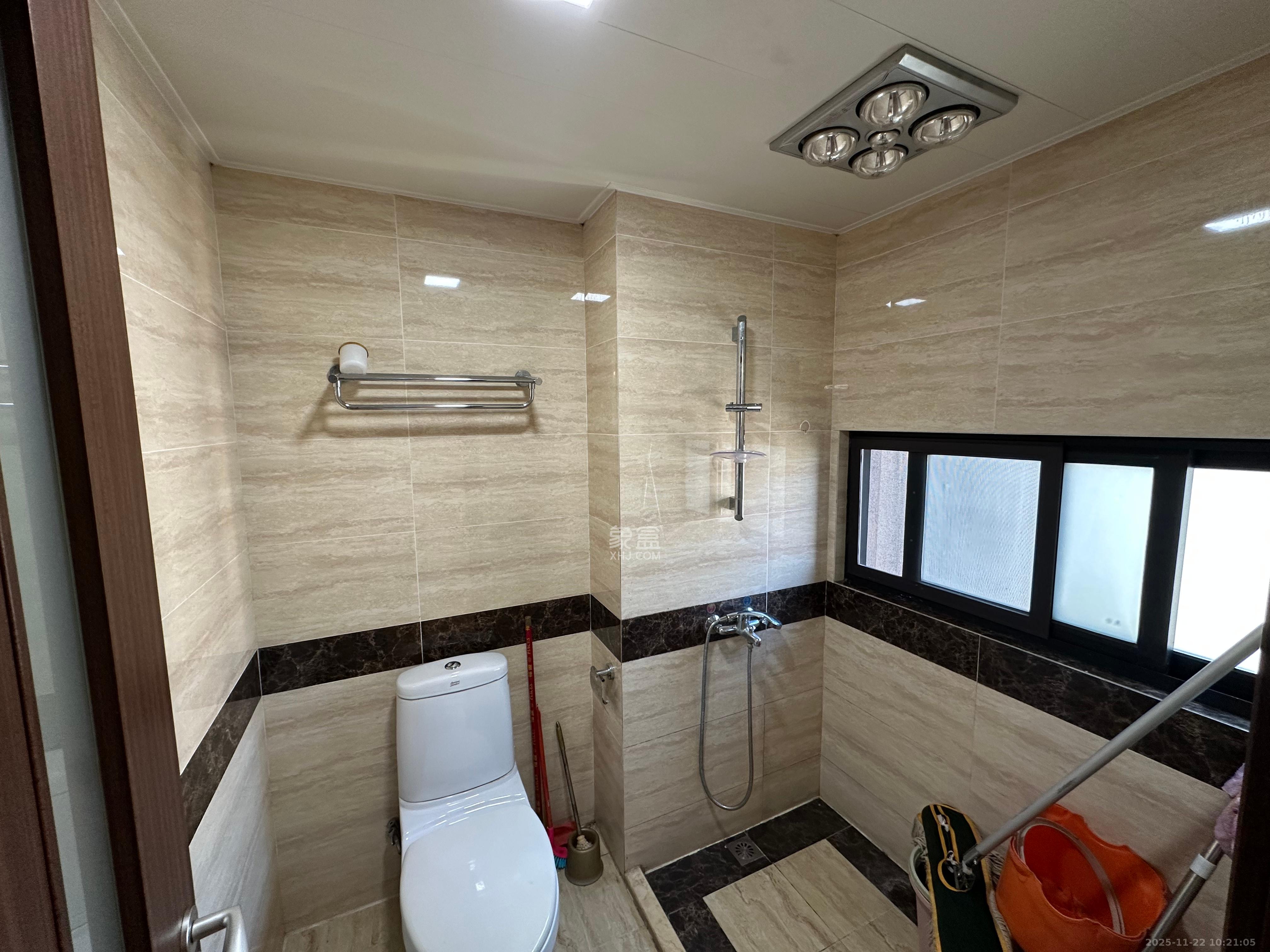 万科里金域国际  4室2厅2卫    4600.0元/月室内图