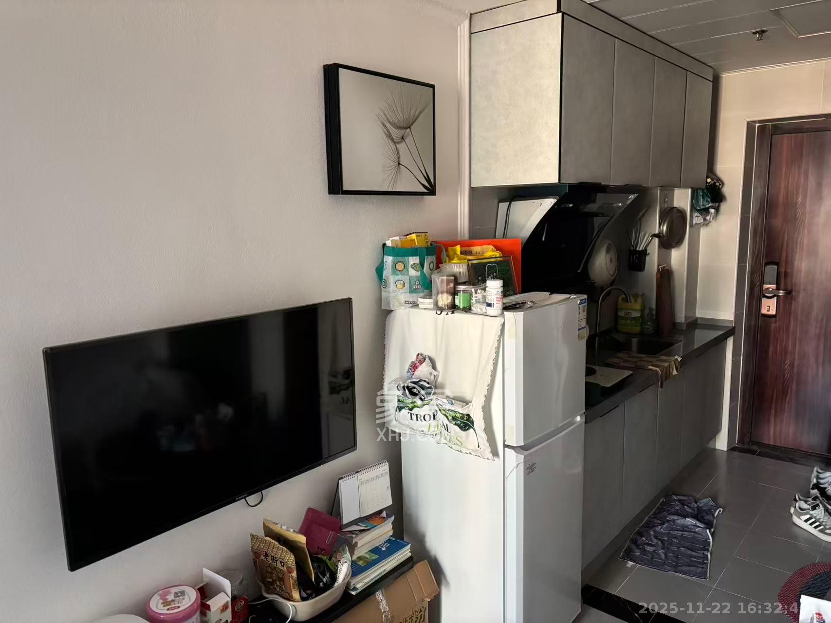 东盈商业广场(华泉城市广场) 1室1厅1卫 1700.0元/月 东盈商业广场(华泉城市广场) 1室1厅1卫 1700.0元/月室内图