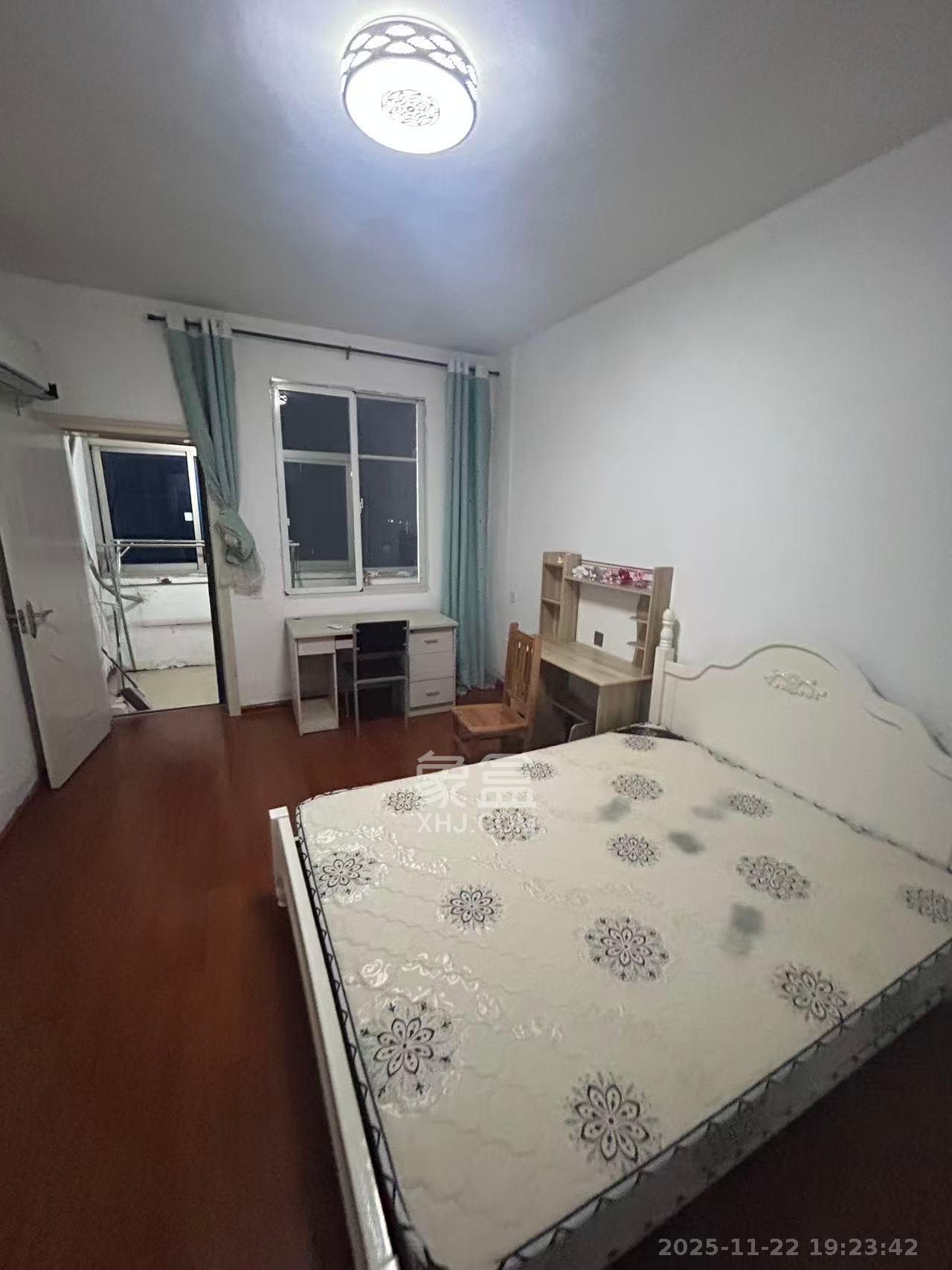 城南路散盘 1室1厅1卫 1800.0元/月 城南路散盘 1室1厅1卫 1800.0元/月室内图