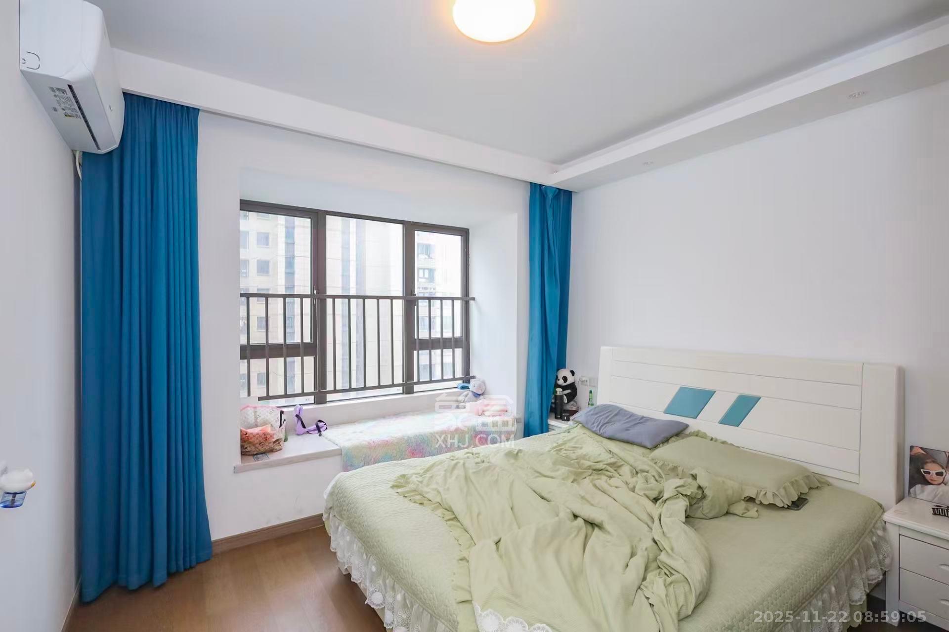 龙湖铂金中心(龙湖春江郦城) 3室2厅2卫 5200.0元/月 龙湖铂金中心(龙湖春江郦城) 3室2厅2卫 5200.0元/月室内图