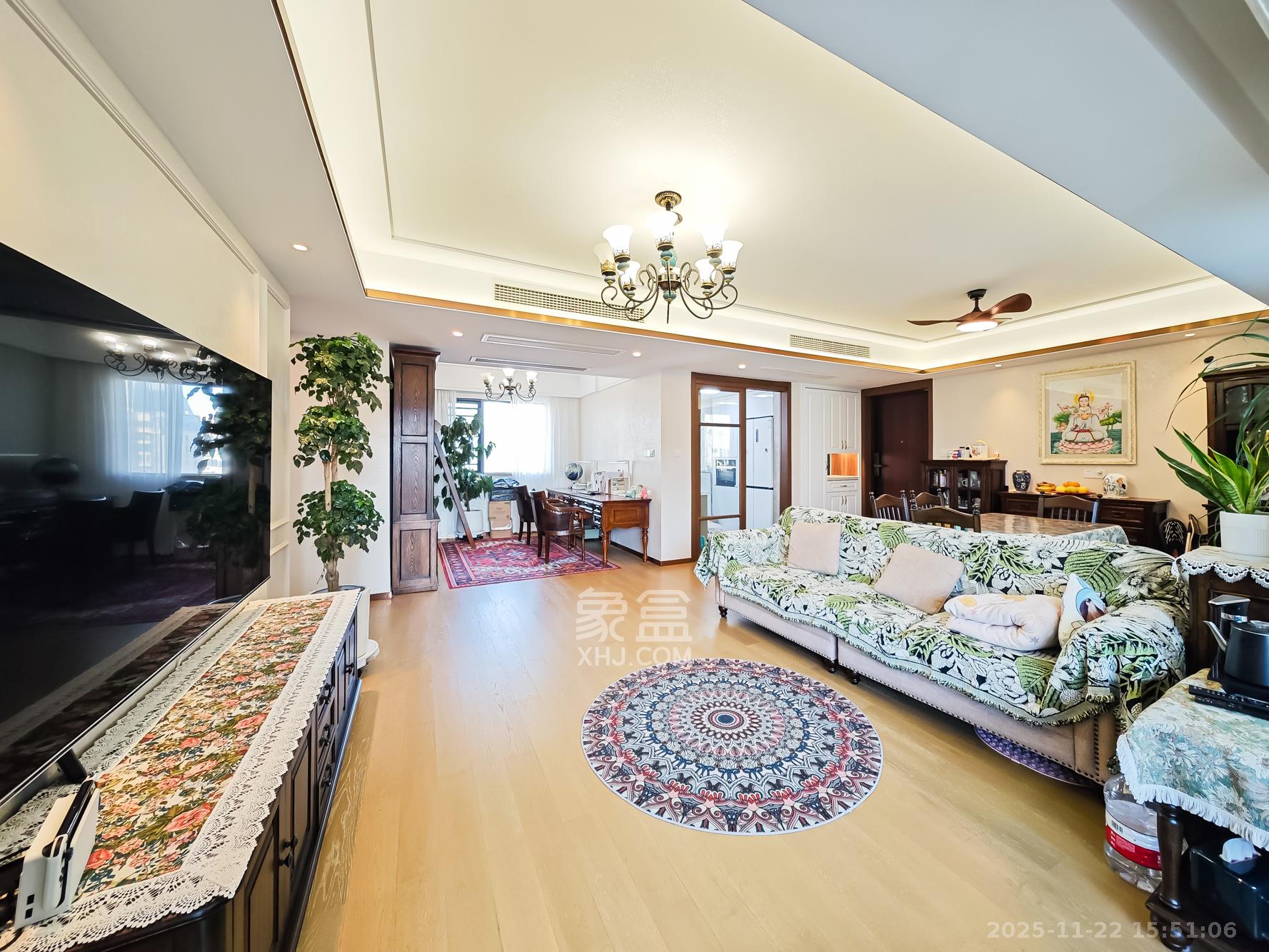 长沙万境潇湘  4室2厅2卫    170.0万客厅