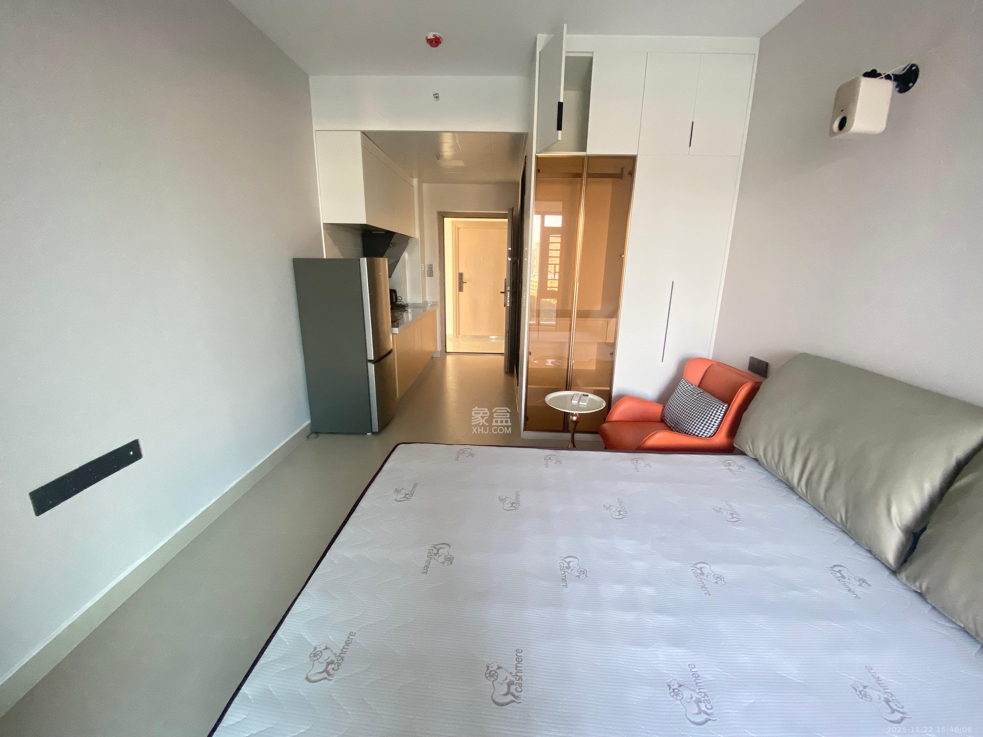 金地峯范  1室0厅0卫    2000.0元/月室内图