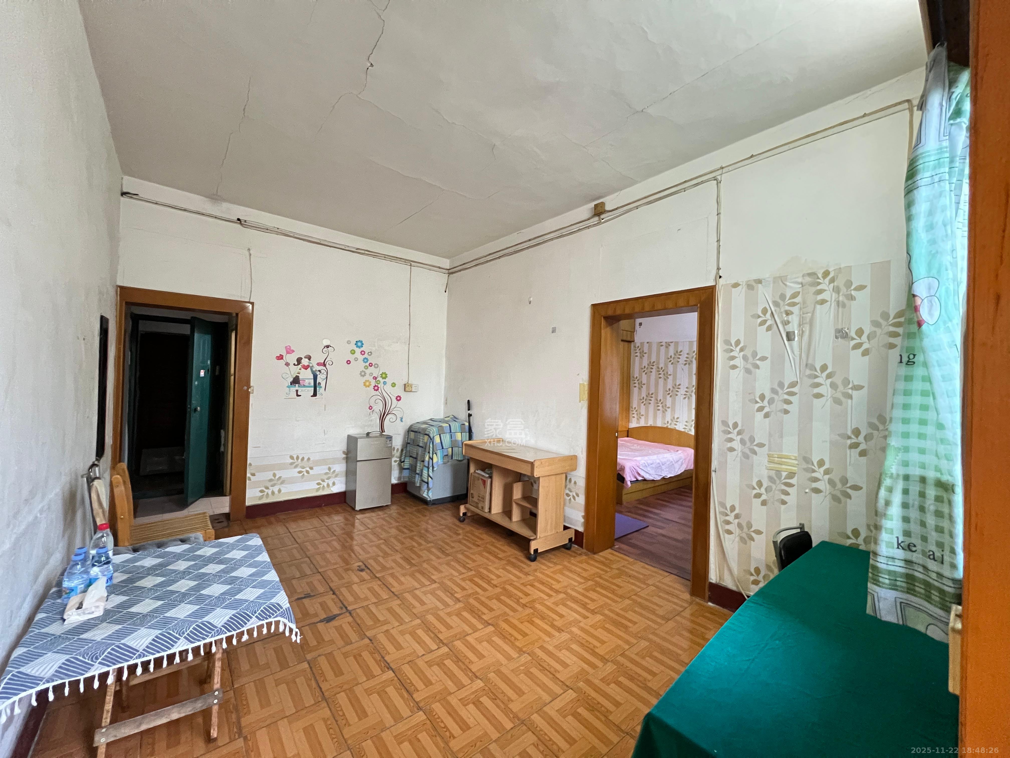 湘宾宿舍 1室1厅1卫 1100.0元/月 湘宾宿舍 1室1厅1卫 1100.0元/月室内图