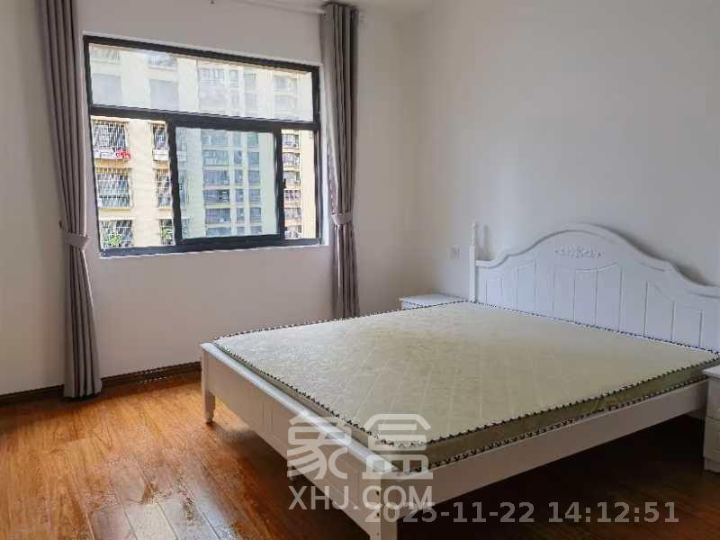 安泰嘉园(湘府邻伴) 2室2厅1卫 2600.0元/月 安泰嘉园(湘府邻伴) 2室2厅1卫 2600.0元/月室内图