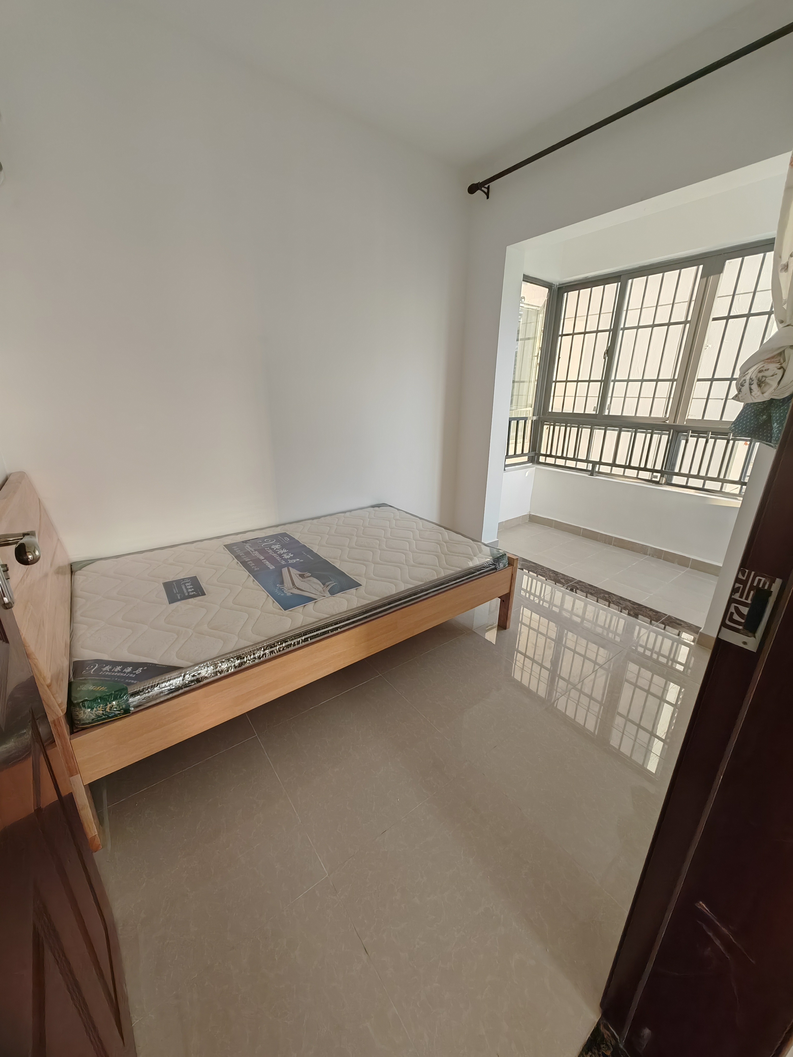 坡巷雅苑 2室2厅1卫 2500.0元/月 坡巷雅苑 2室2厅1卫 2500.0元/月室内图