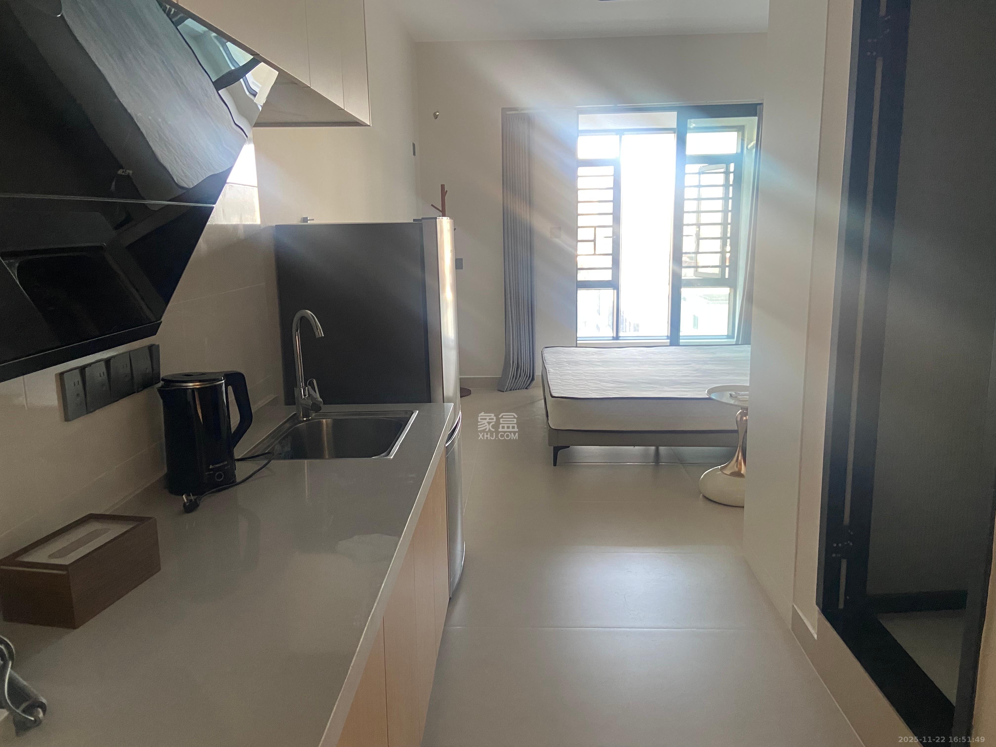 金地峯范  1室0厅0卫    2000.0元/月室内图