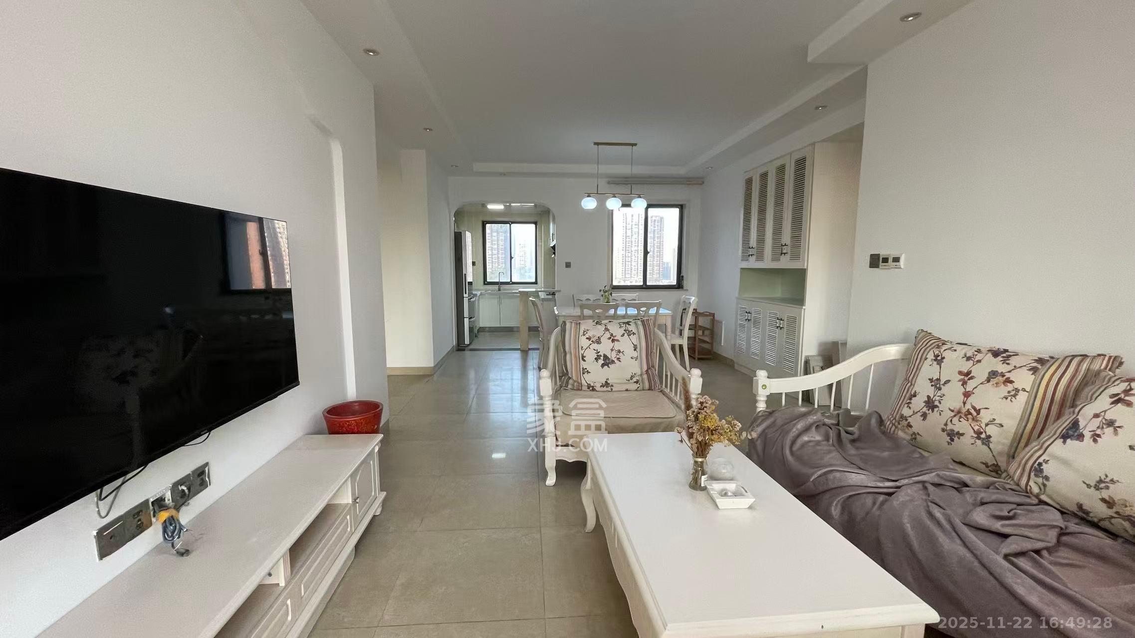 优山美地  1室2厅1卫    2800.0元/月室内图