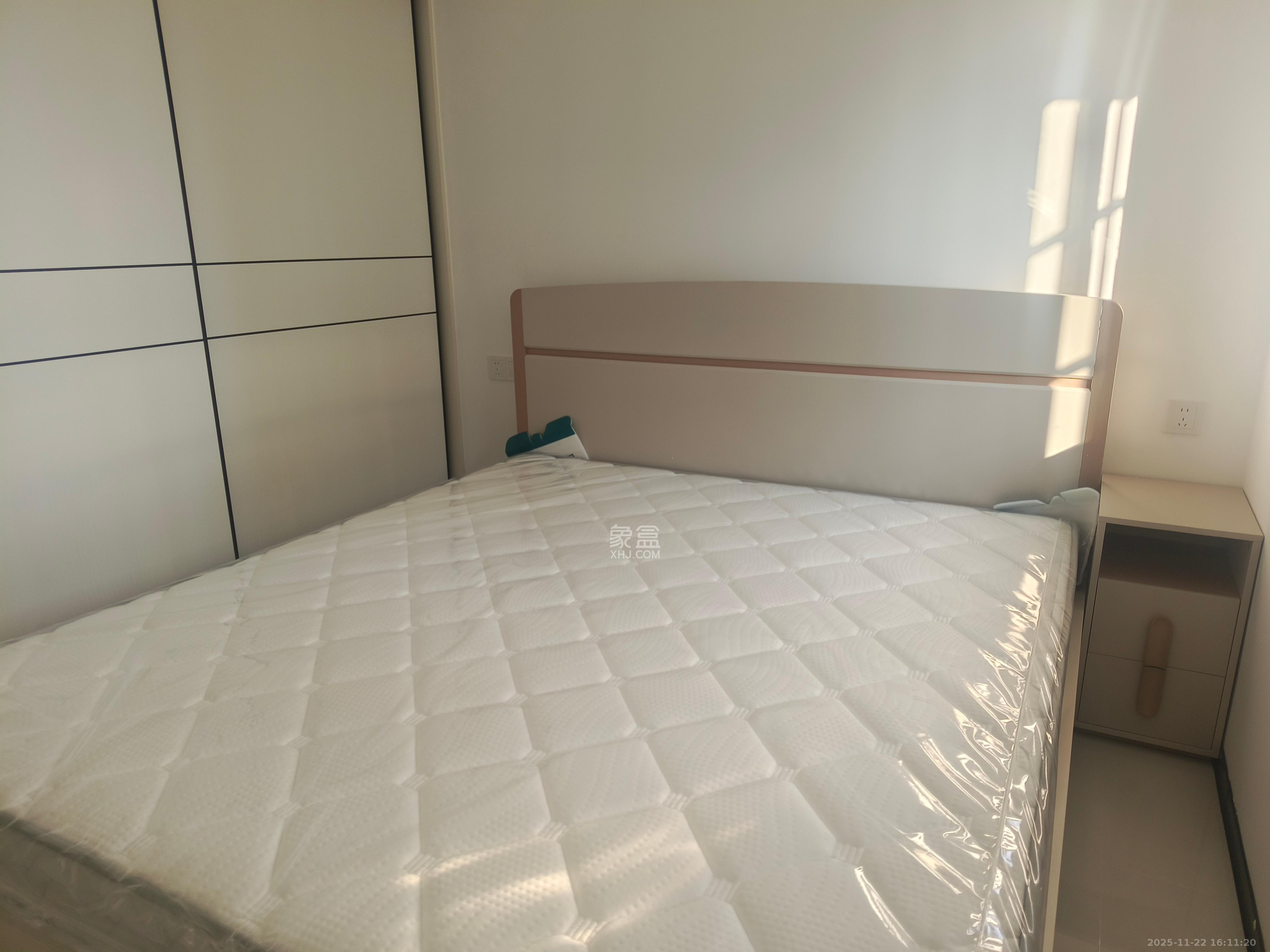 和景家园二期  1室0厅0卫    2000.0元/月室内图