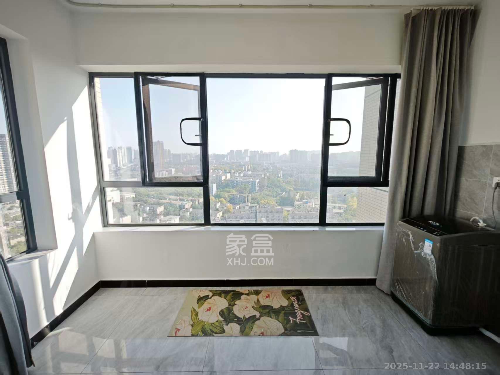 天鸿天府(天鸿中央大院) 3室2厅2卫 2800.0元/月 天鸿天府(天鸿中央大院) 3室2厅2卫 2800.0元/月室内图