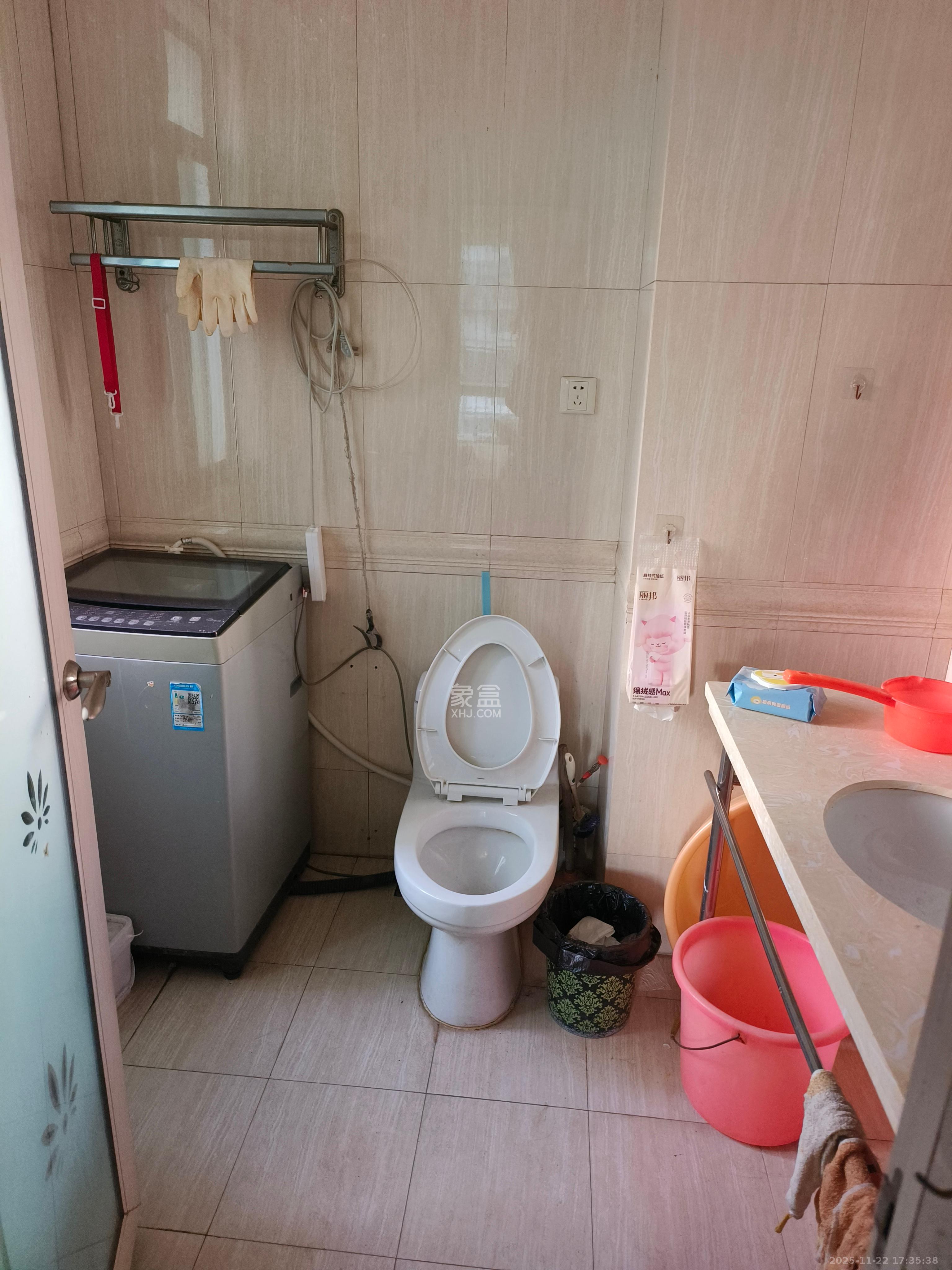 华盛家园 3室2厅2卫 1900.0元/月 华盛家园 3室2厅2卫 1900.0元/月室内图